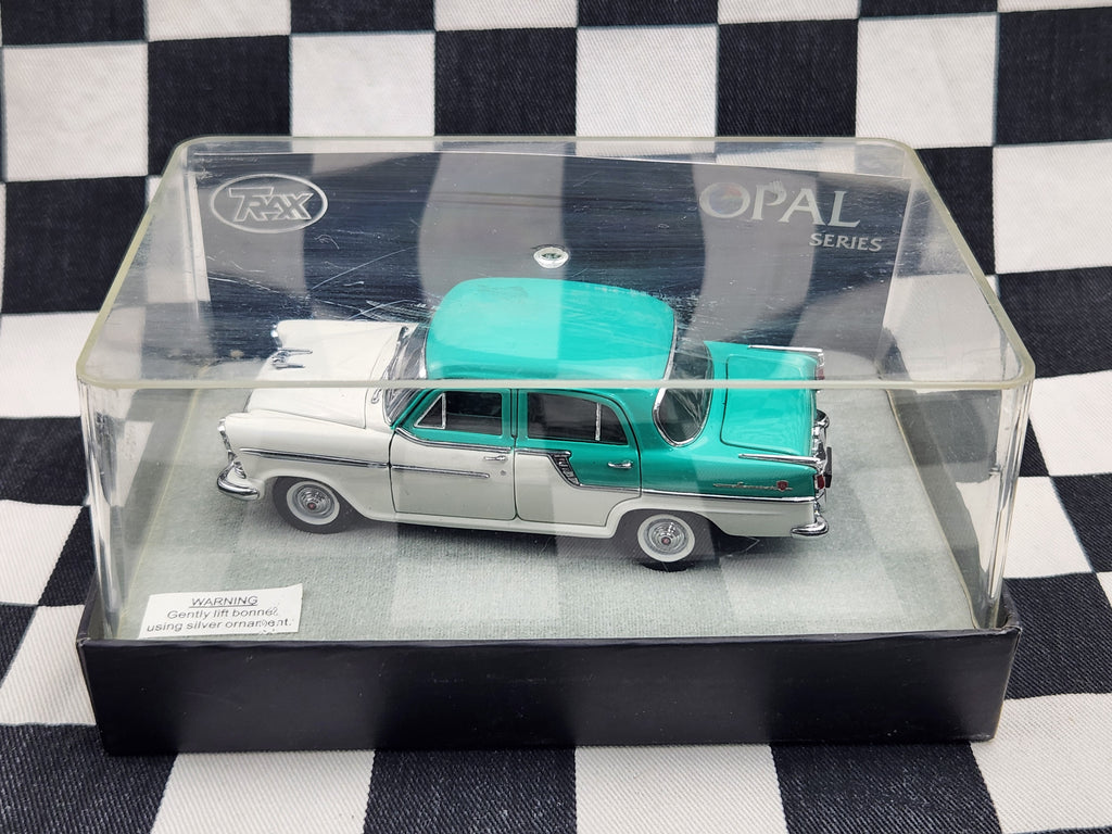Trax 1:43 Opal Series 1958 FC Holden Special Sedan Two Tone Aqua Green & White TO02