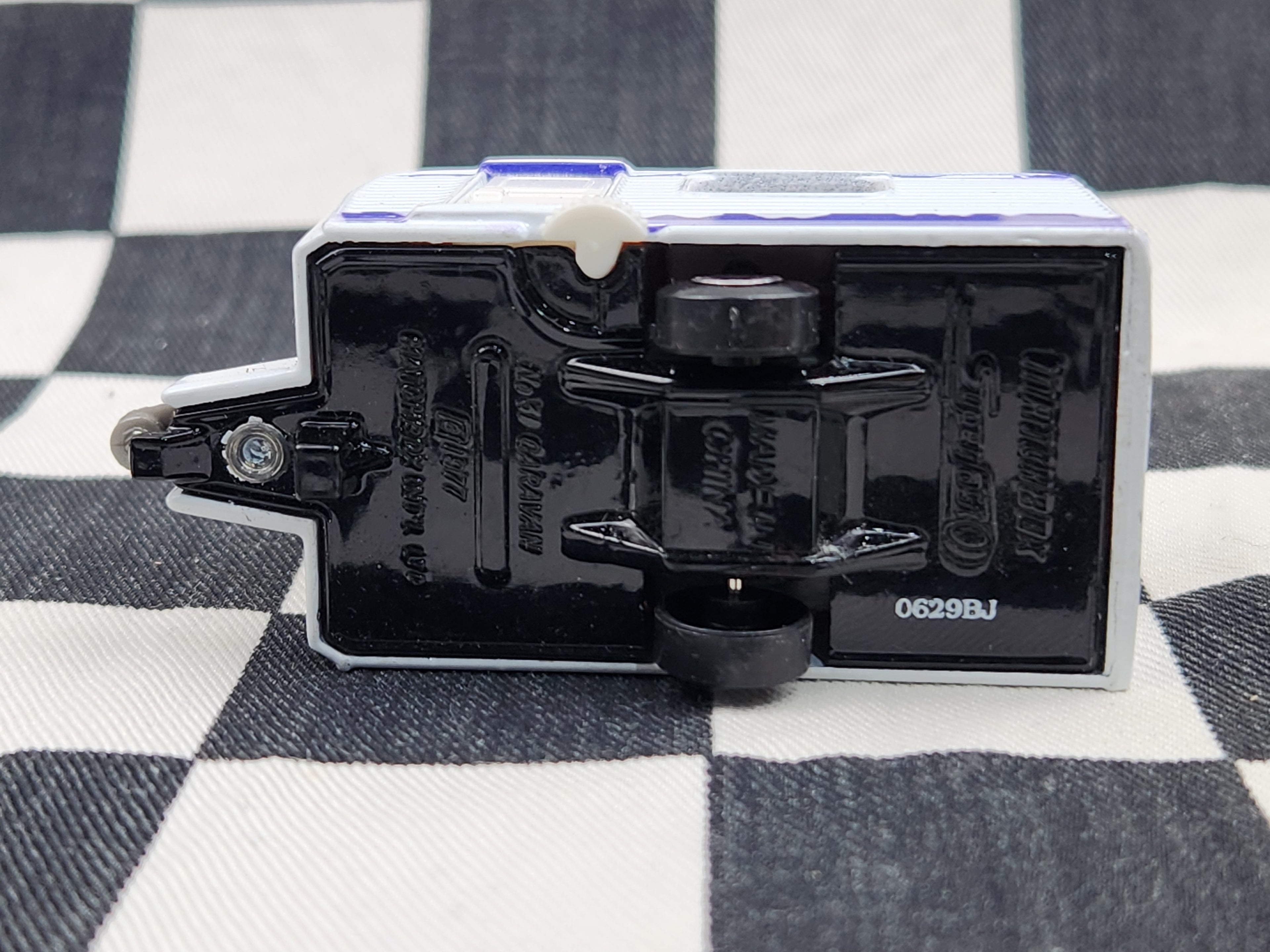 Loose Matchbox Superfast Caravan Nice!