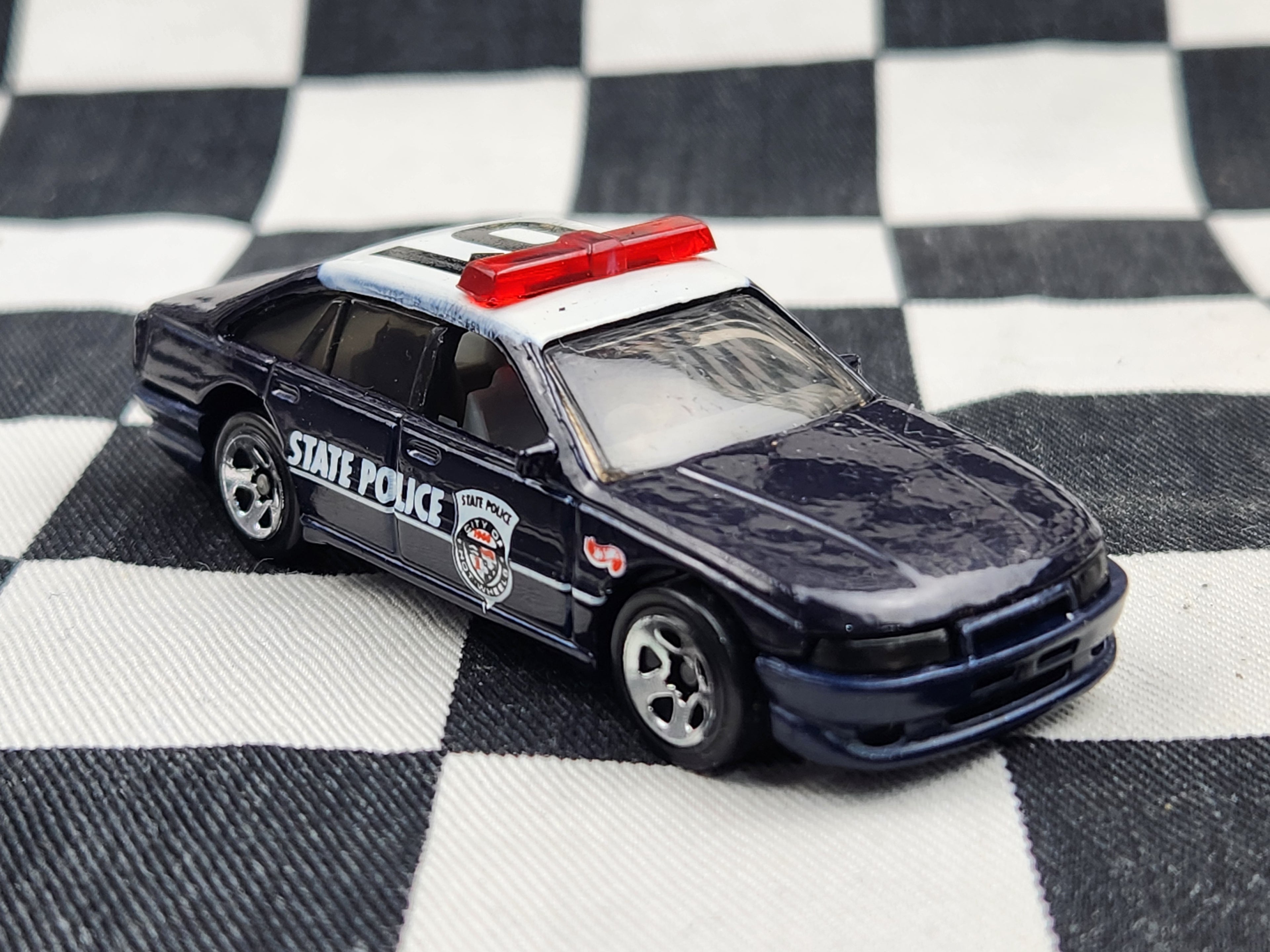 Loose Hot Wheels Holden Commodore VN VP State Police