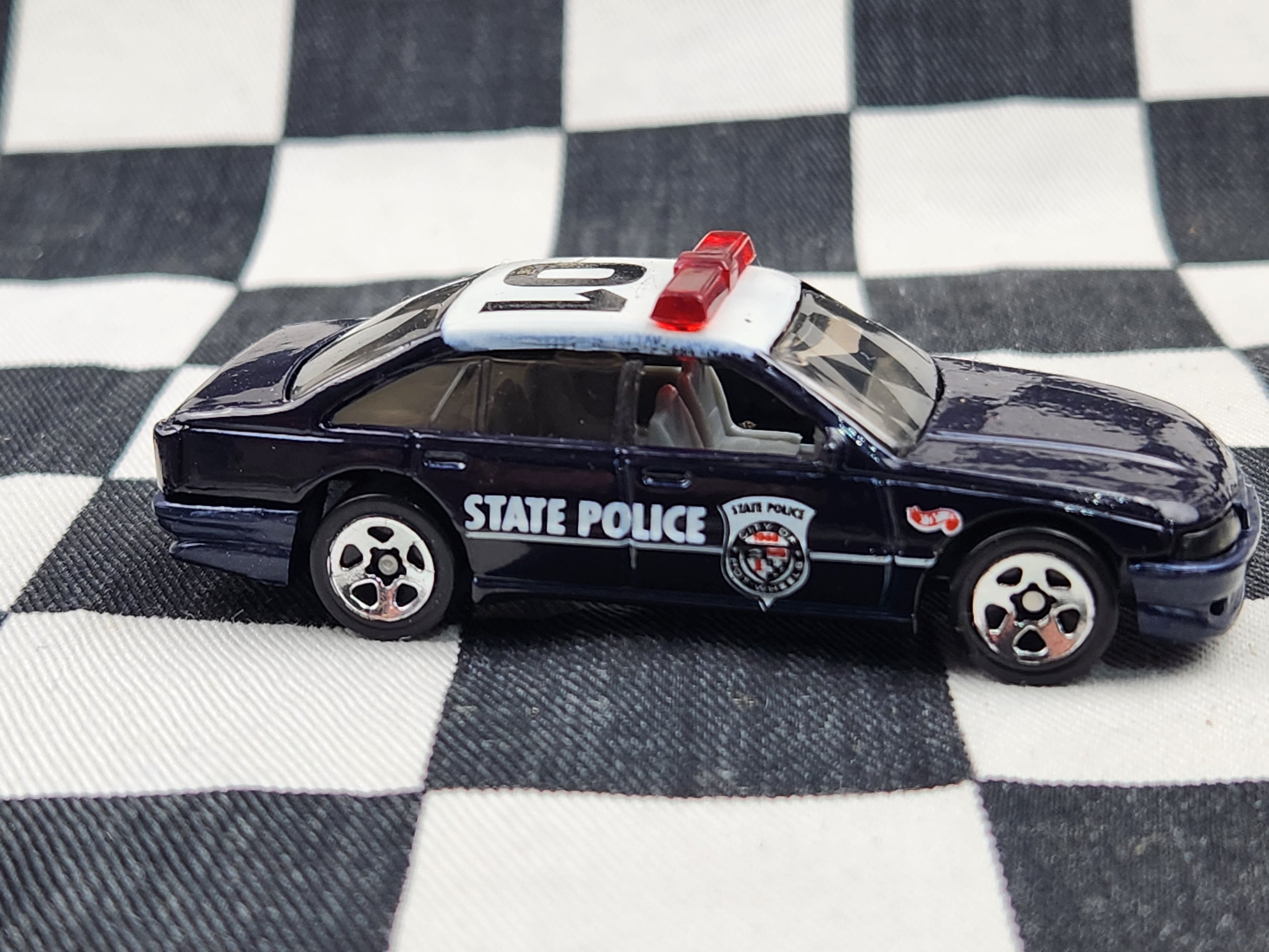 Loose Hot Wheels Holden Commodore VN VP State Police