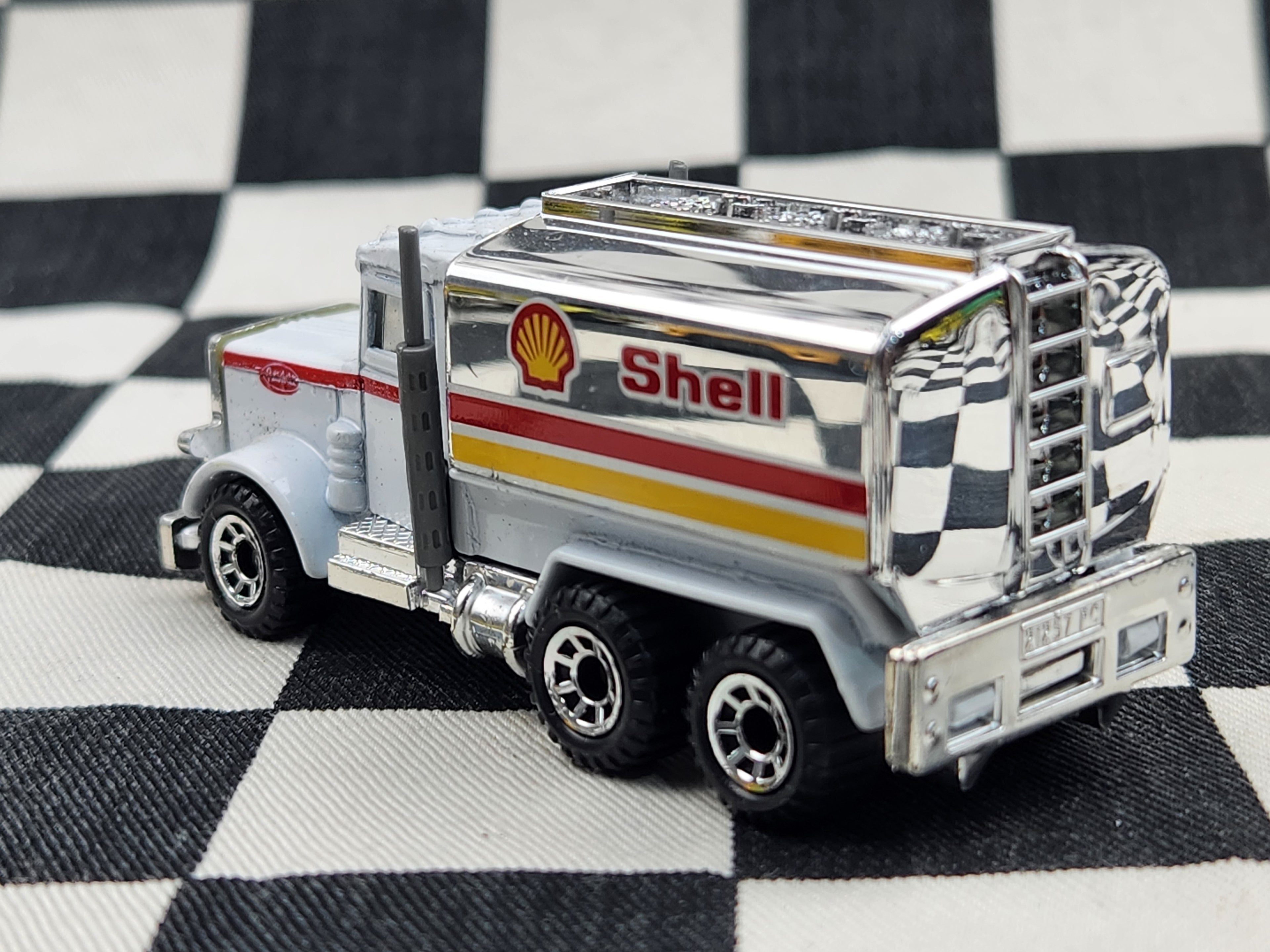 Loose Matchbox Peterbilt Shell Tanker Truck Red Stripe Variant