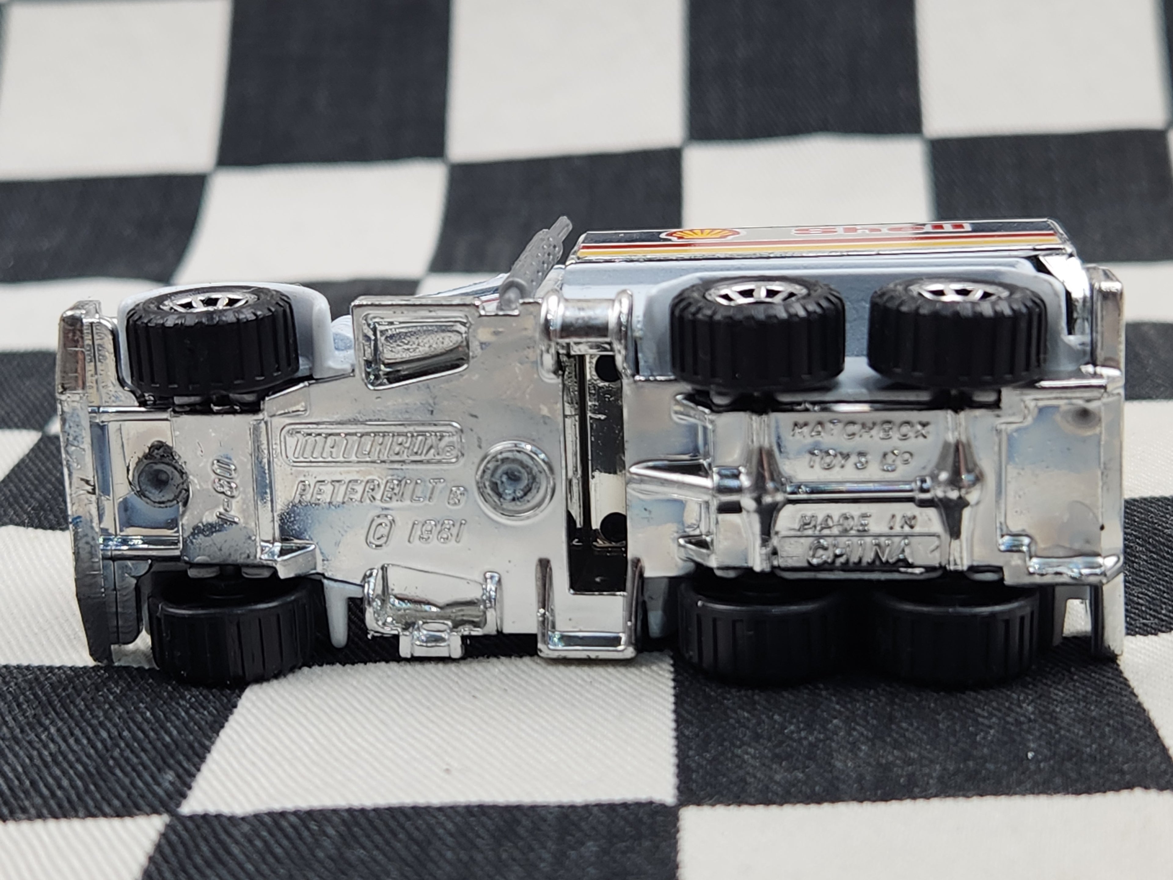 Loose Matchbox Peterbilt Shell Tanker Truck Red Stripe Variant