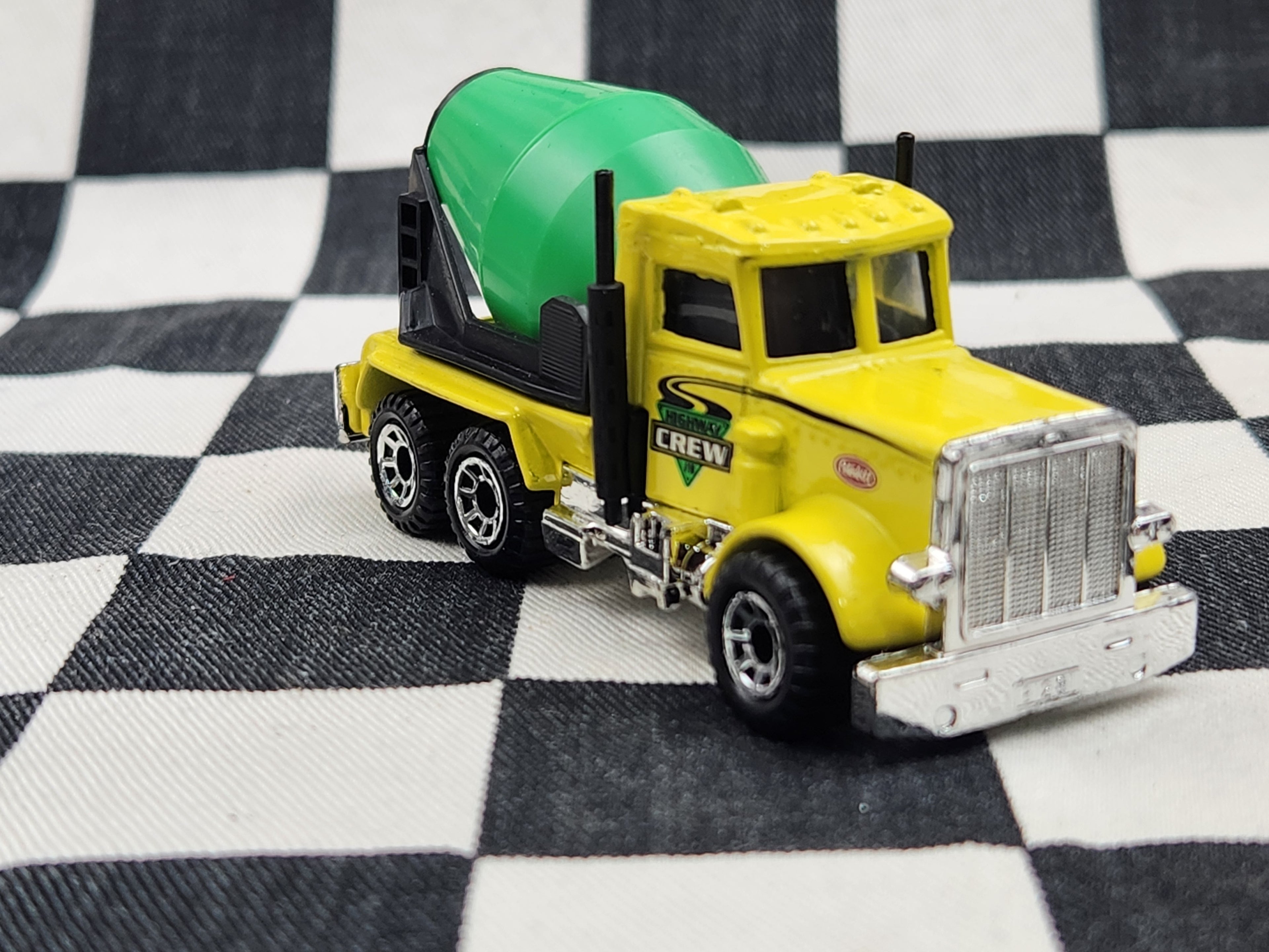 Loose Matchbox Peterbilt Highway Crew Cement Truck Yellow
