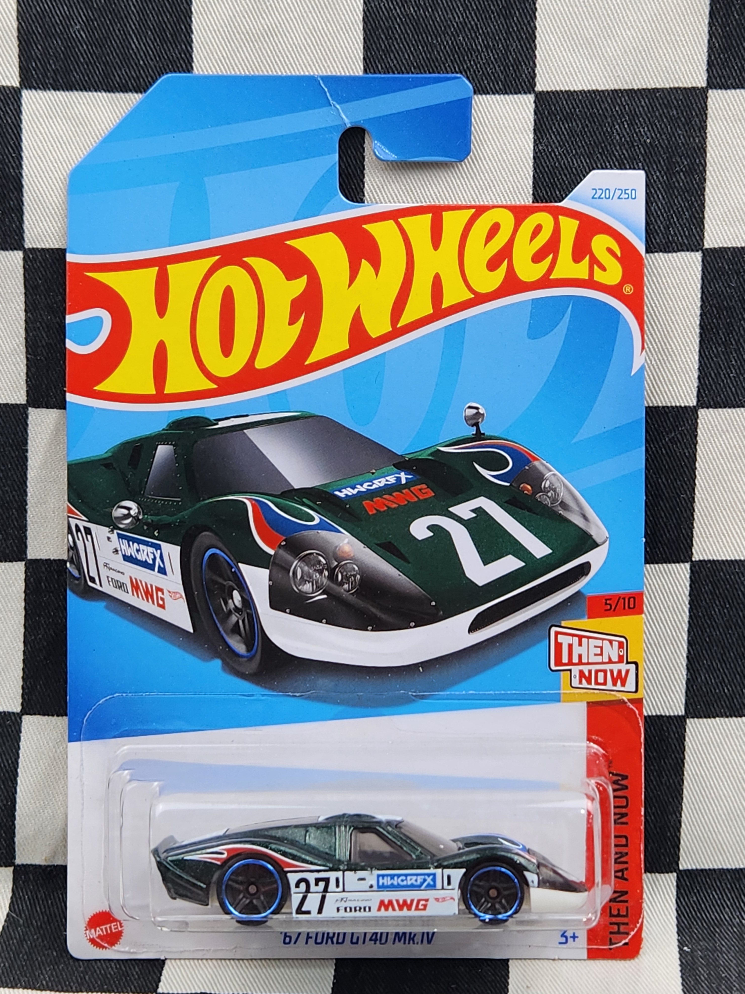 Hot Wheels 2024 Then & Now 67 Ford GT40 MK IV Green