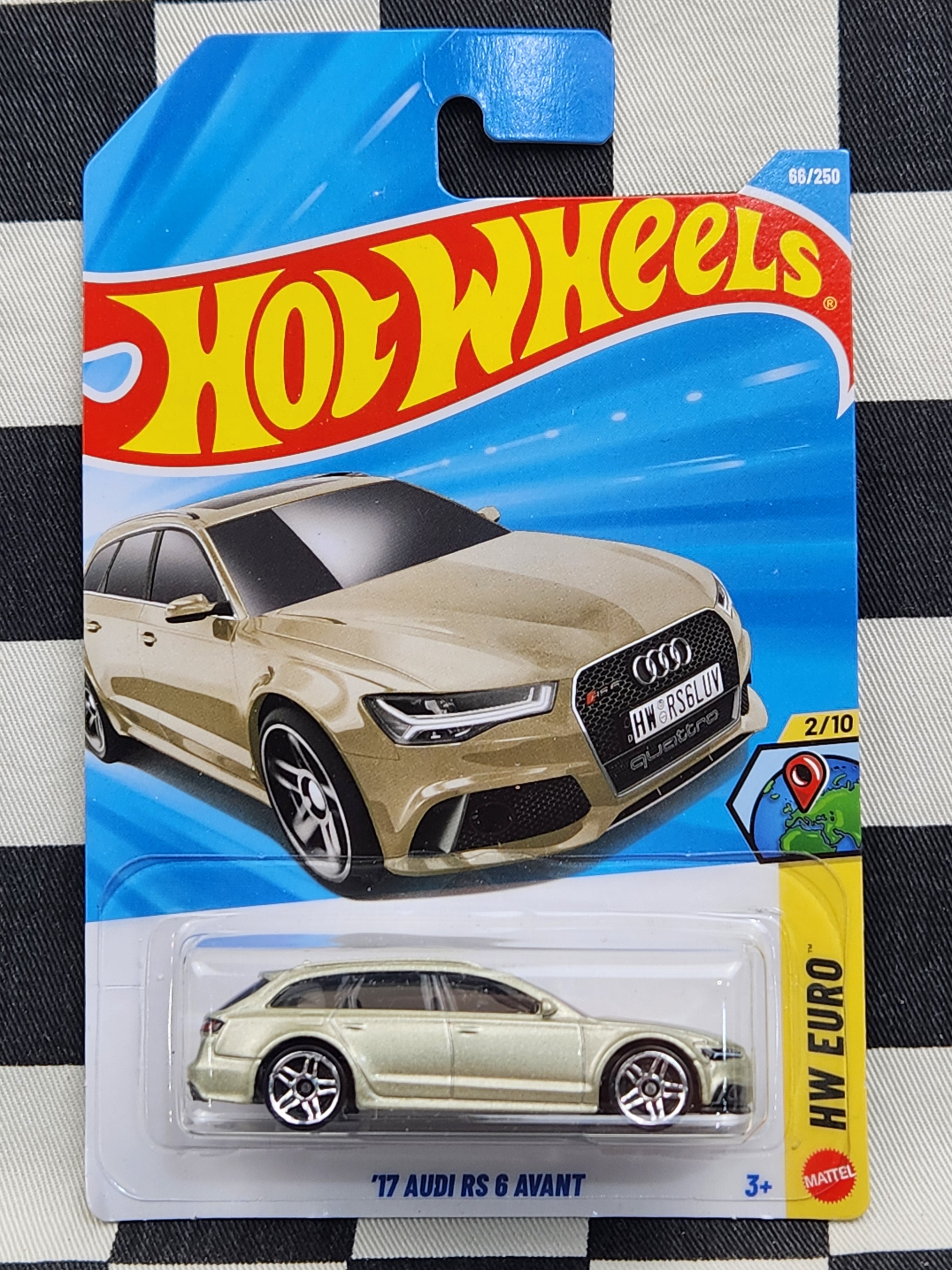 Hot Wheels 2026 Euro 17 Audi RS 6 Avant Wagon Gold