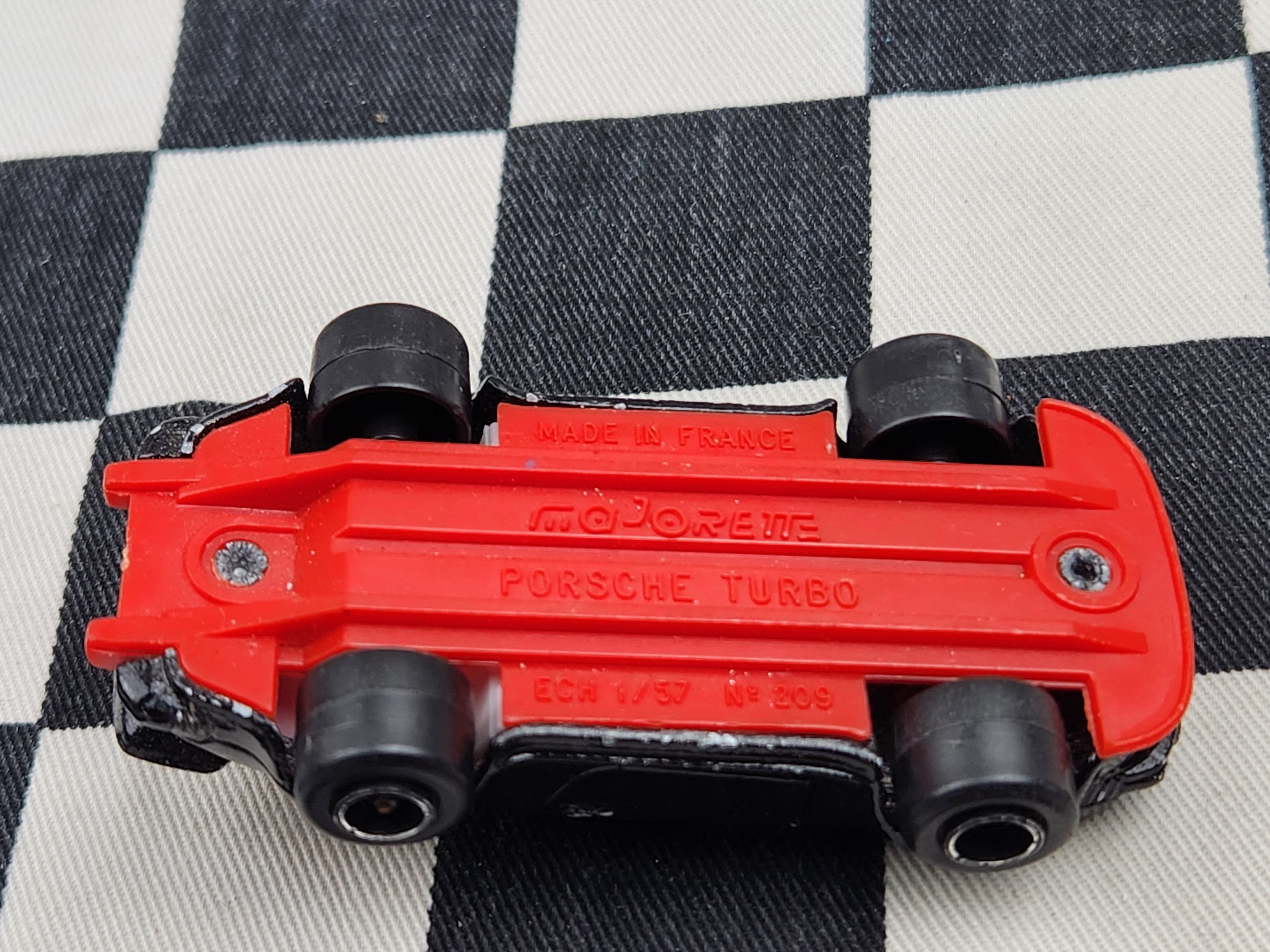 Loose Majorette Porsche 911 Turbo Black