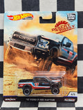 Hot Wheels Premium Desert Rally 17 Ford F150 Raptor Black