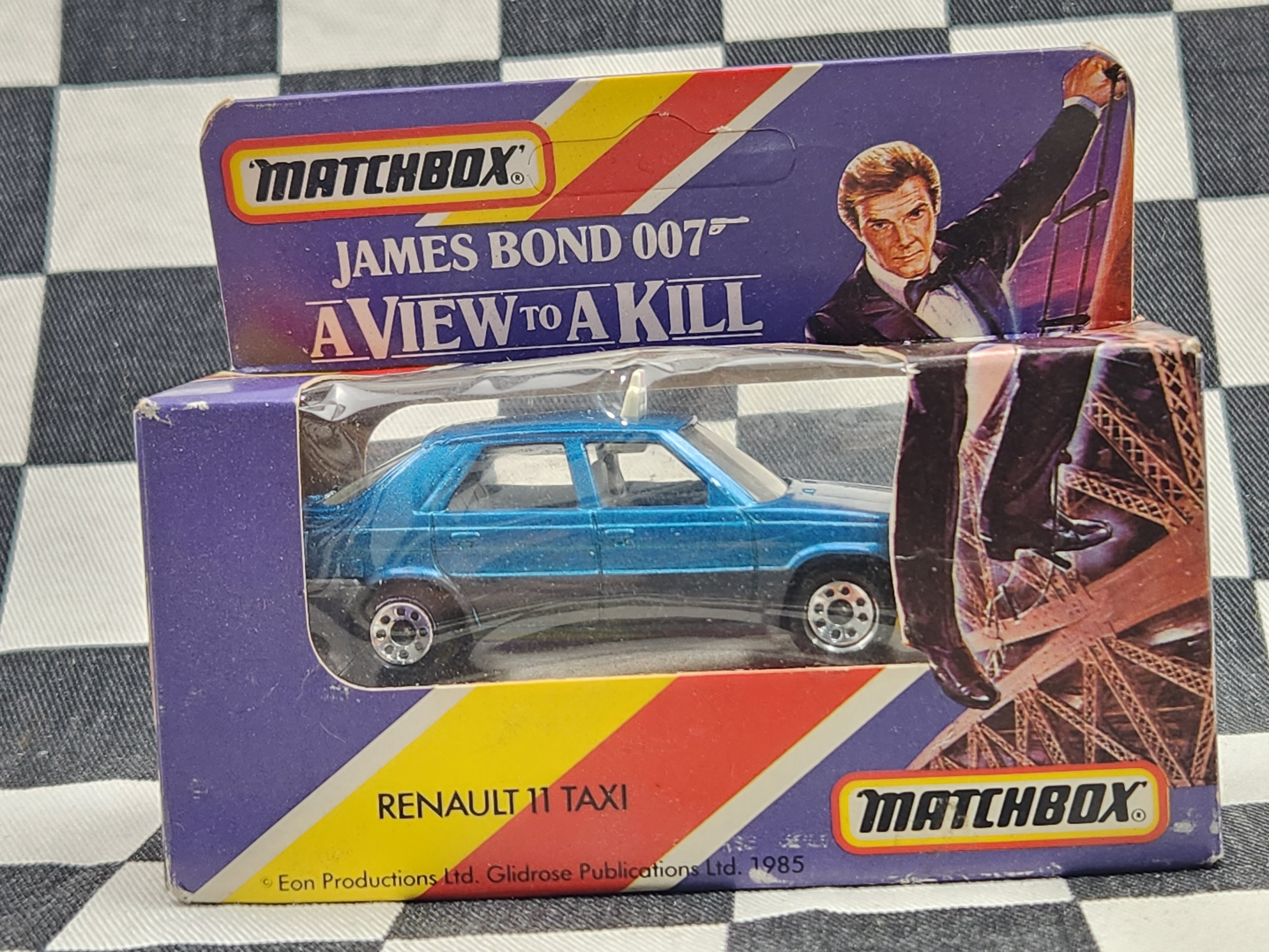 Matchbox 1985 James Bond A View to a Kill Renault 11 Taxi Blue