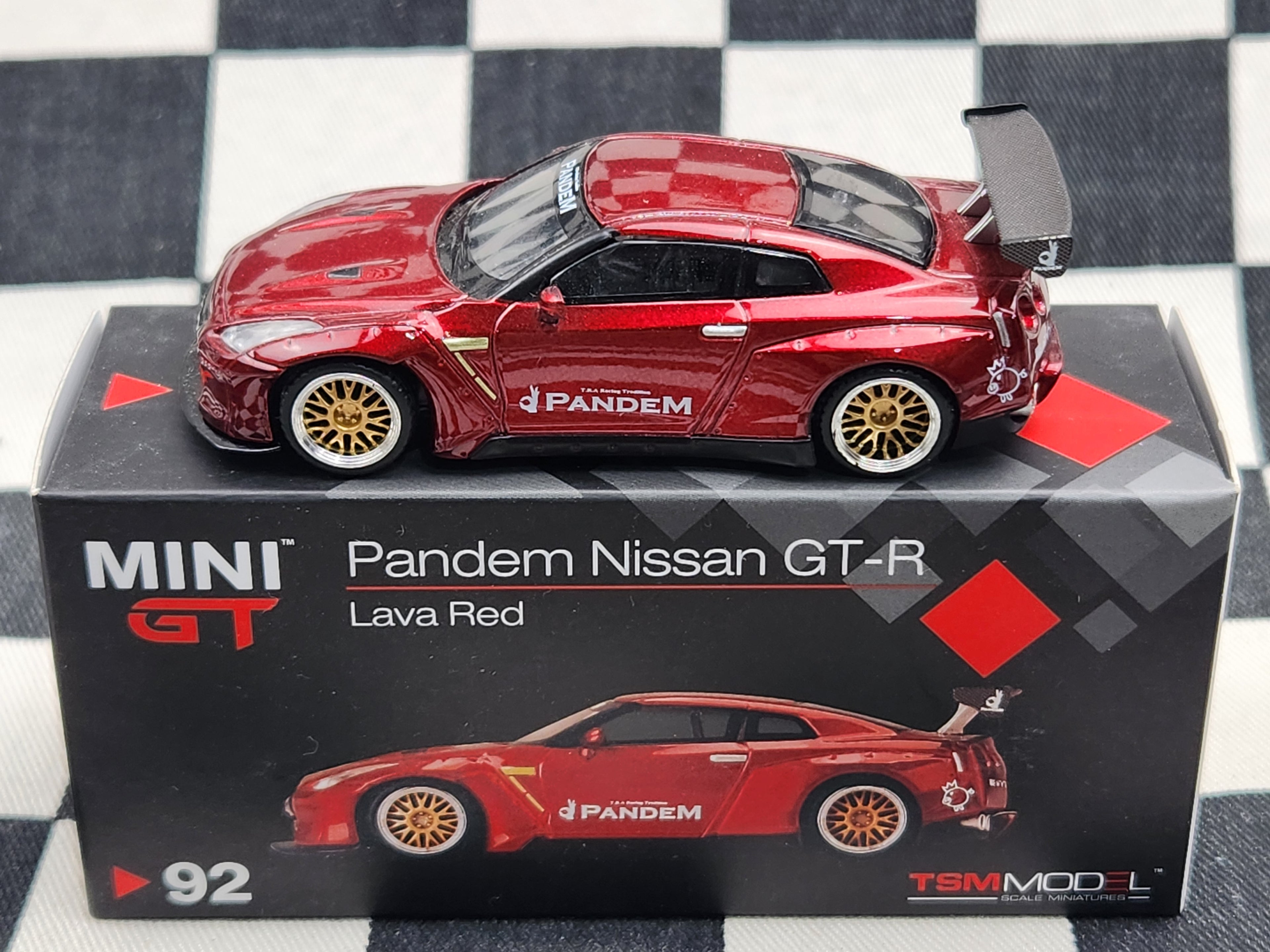 Mini GT 1:64 Pandem Nissan GT-R Lava Red