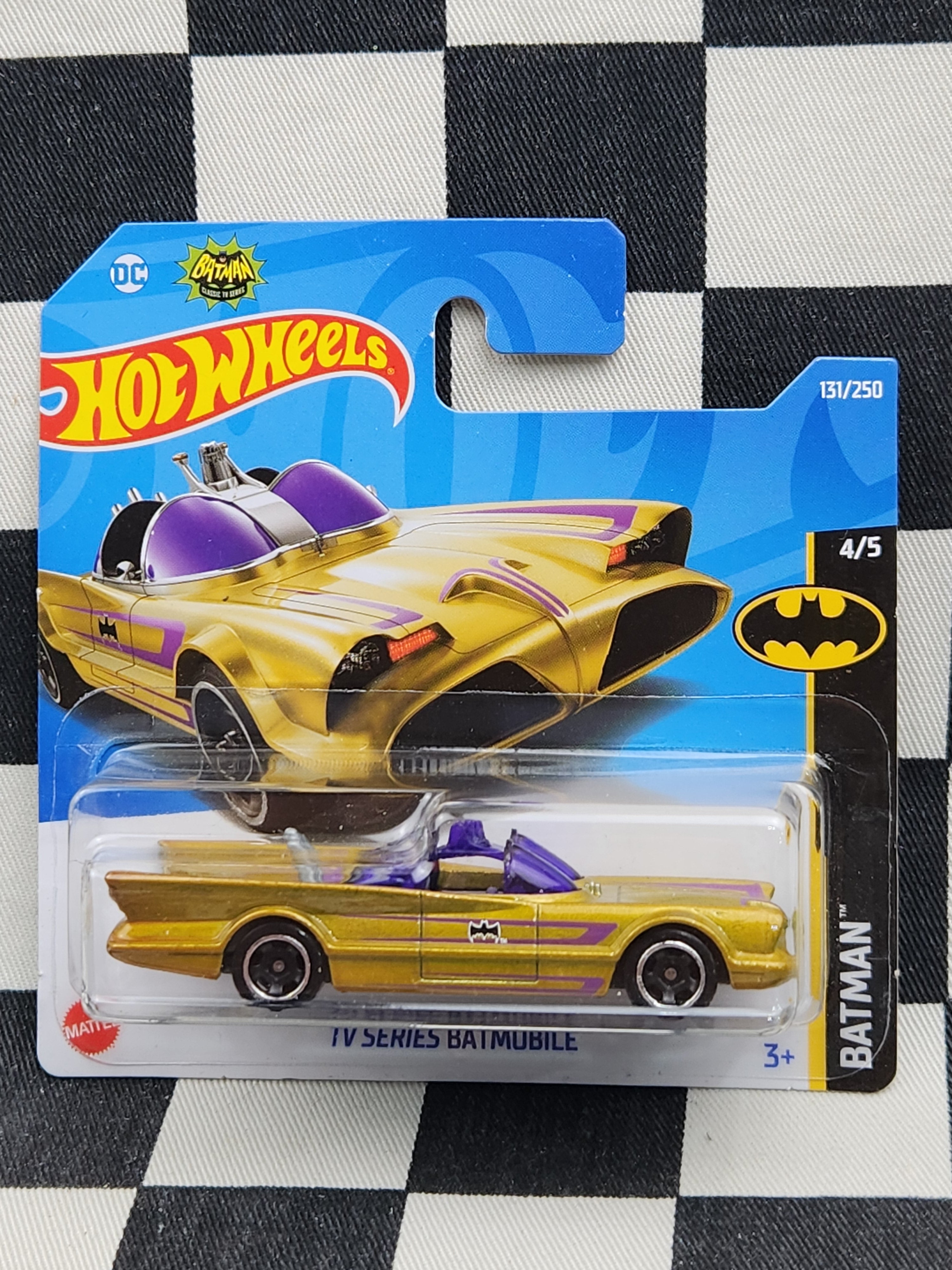 Hot Wheels 2022 Batman Batmobile Gold SC