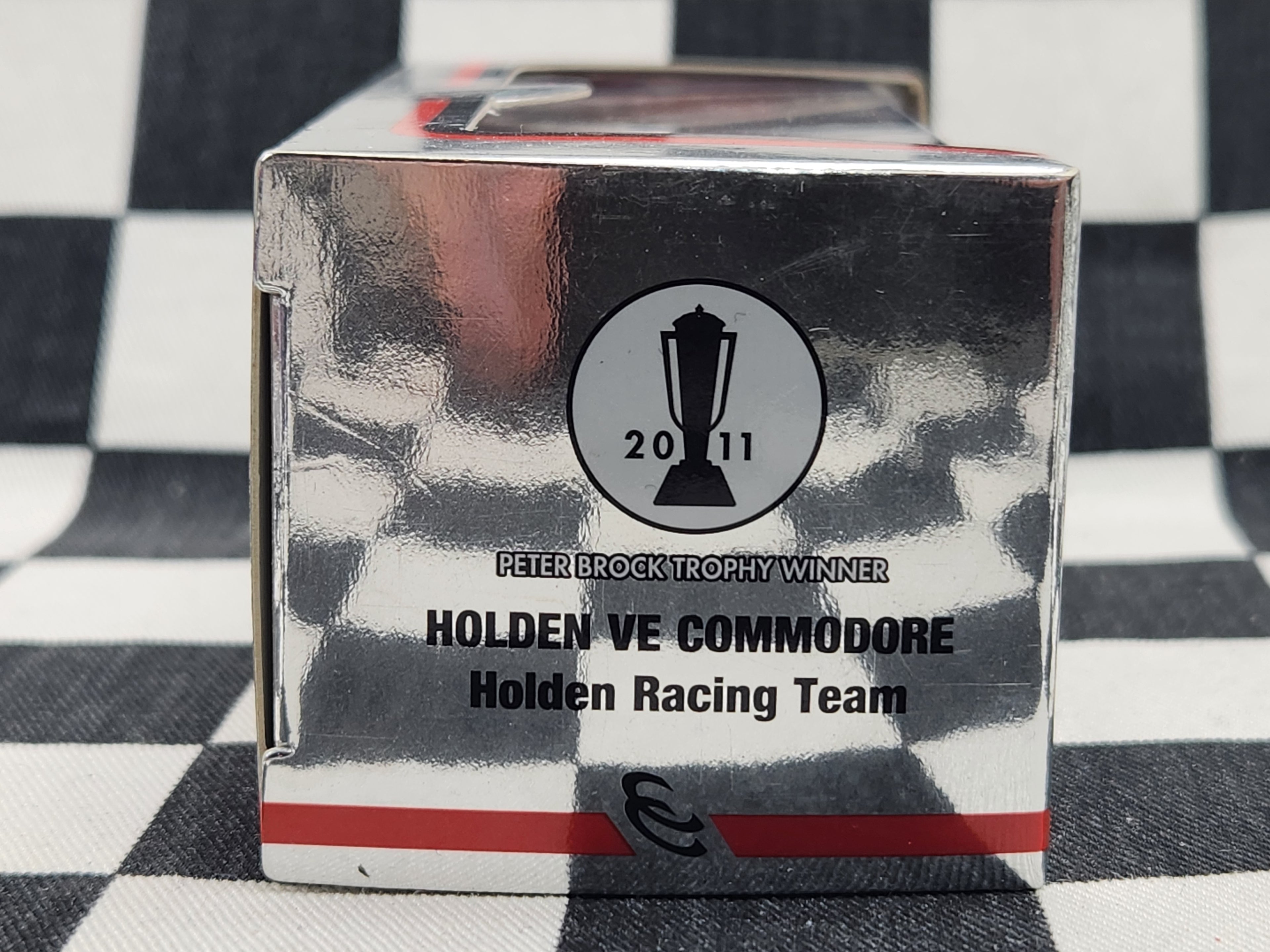 Classic Carlectables 1:64 2011 Peter Brock Trophy Winner HRT Holden VE Commodore Tander/Percat