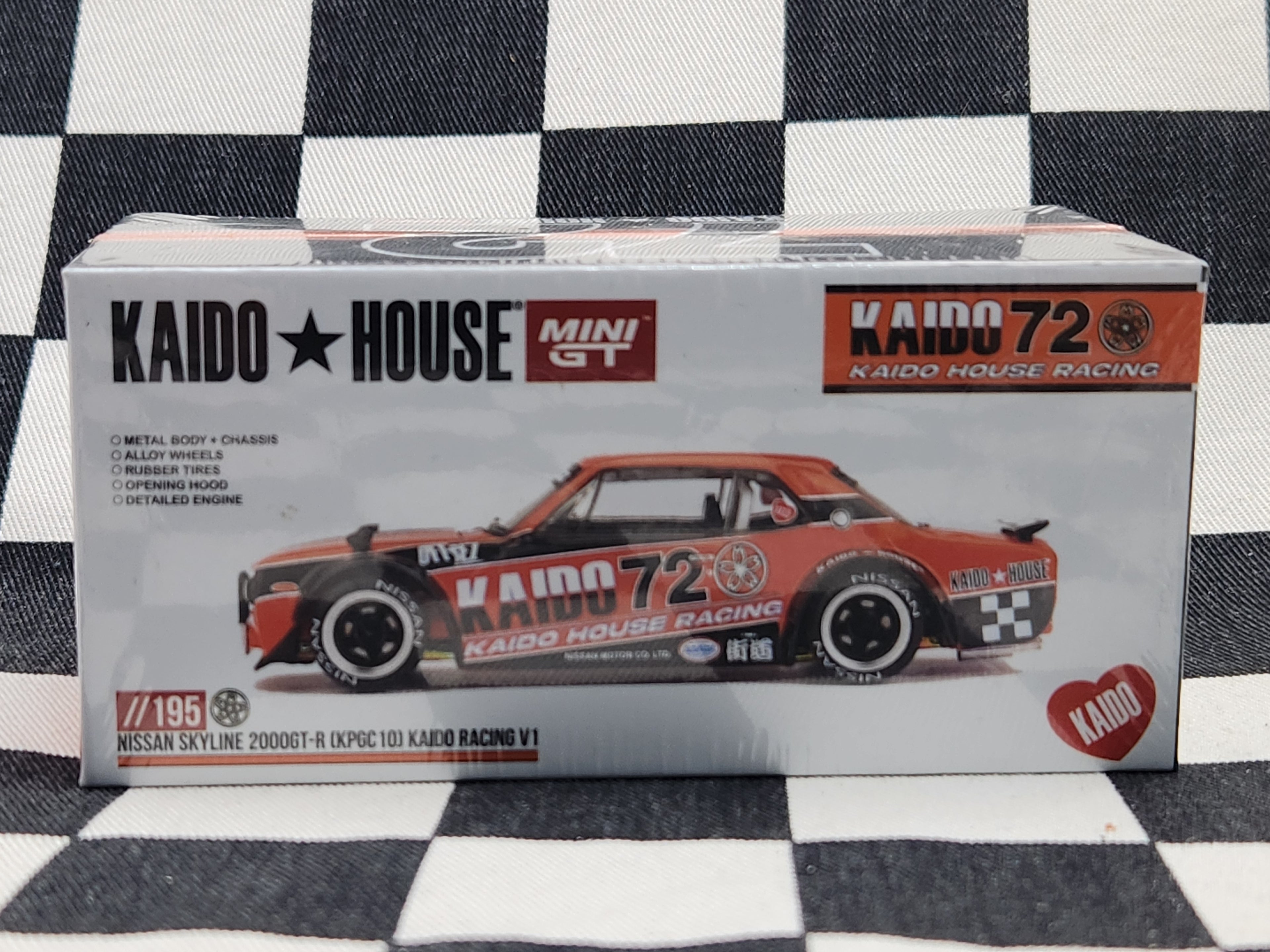 Kaido House Mini GT Nissan Skyline 2000GT-R KPCG10 Kiado Racing V1