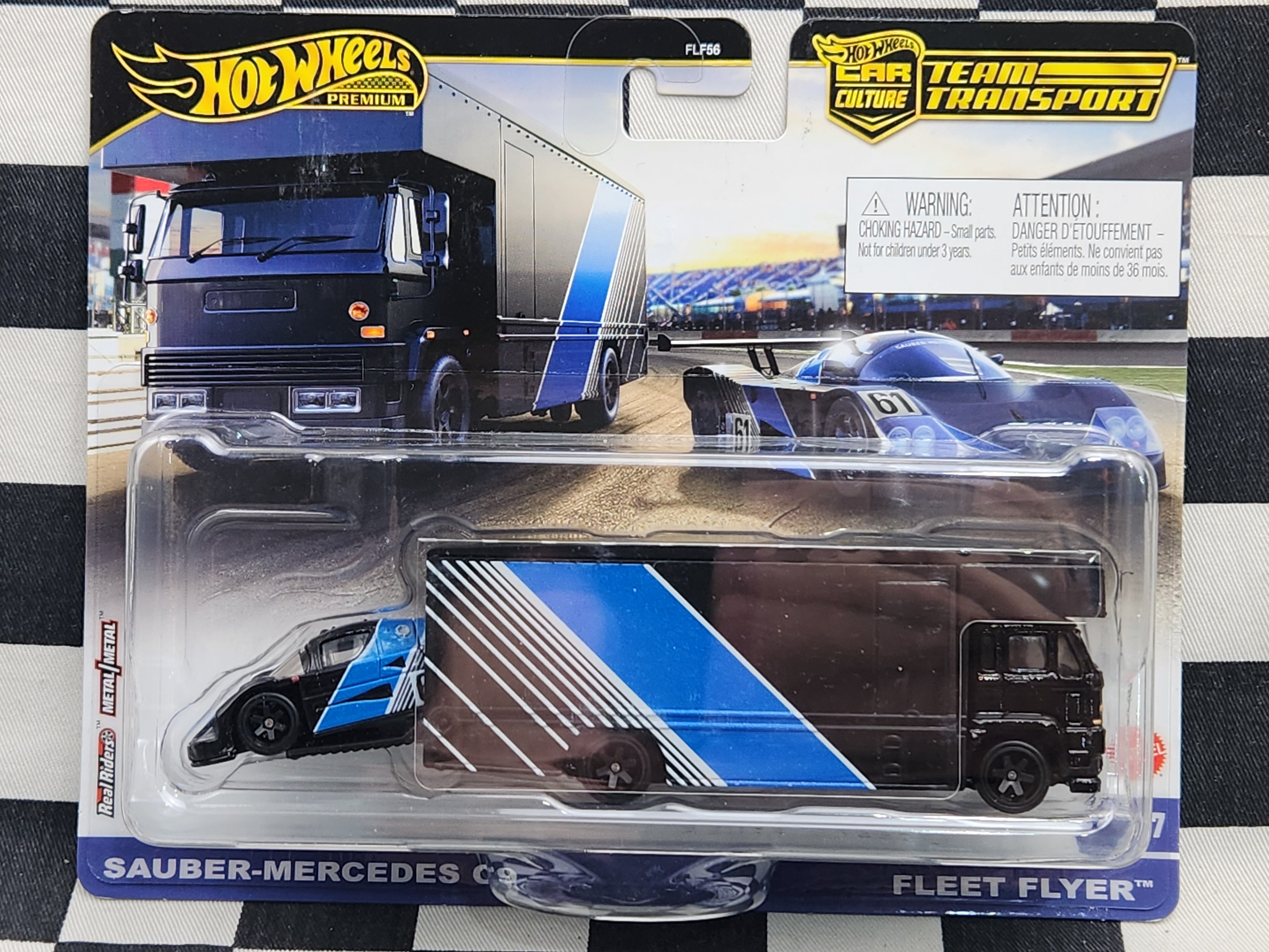 Hot Wheels Premium Team Transport #67 Sauber Mercedes C9 / Fleet Flyer