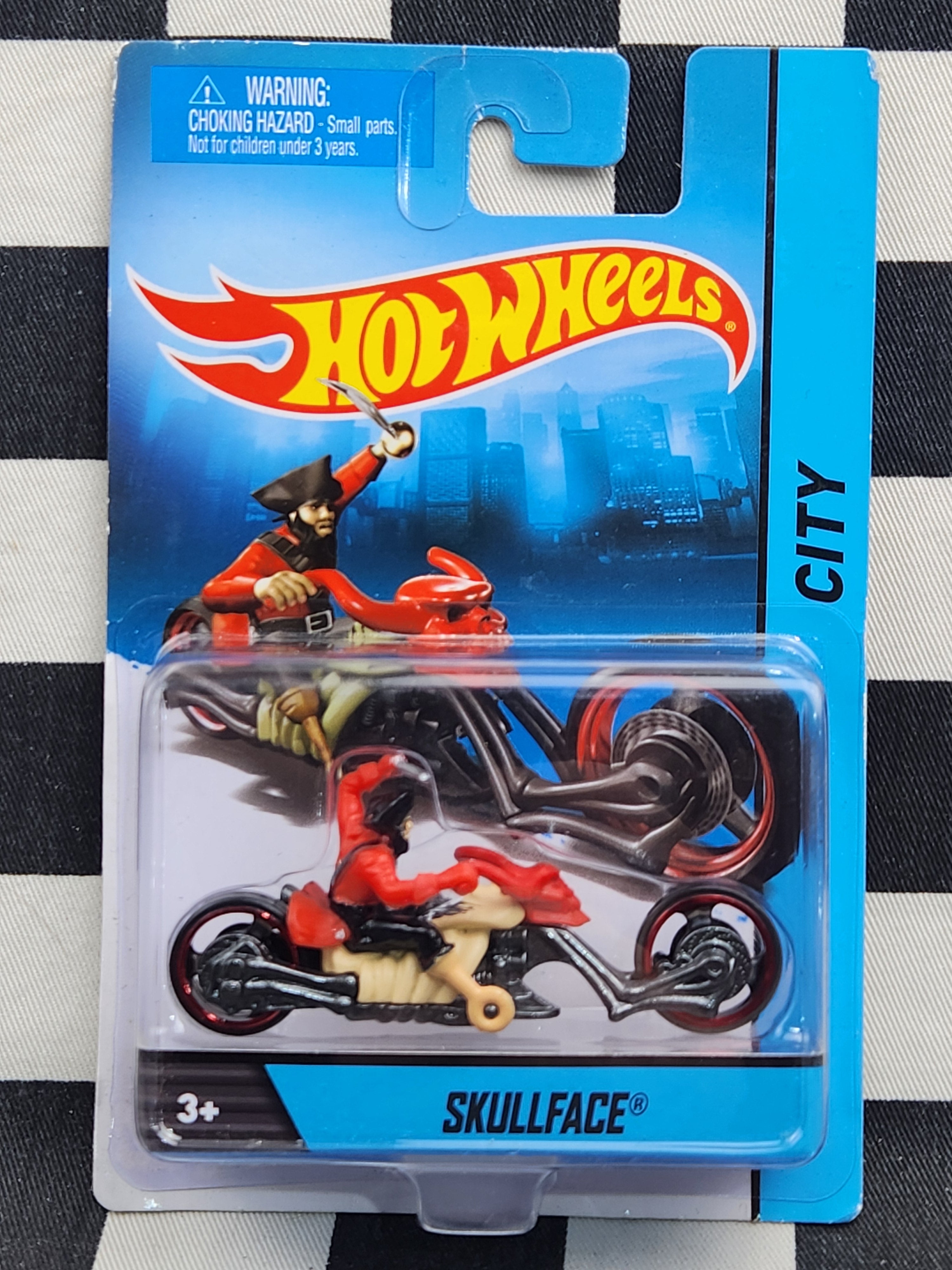 Hot Wheels 2013 City Motorcycles Skullface