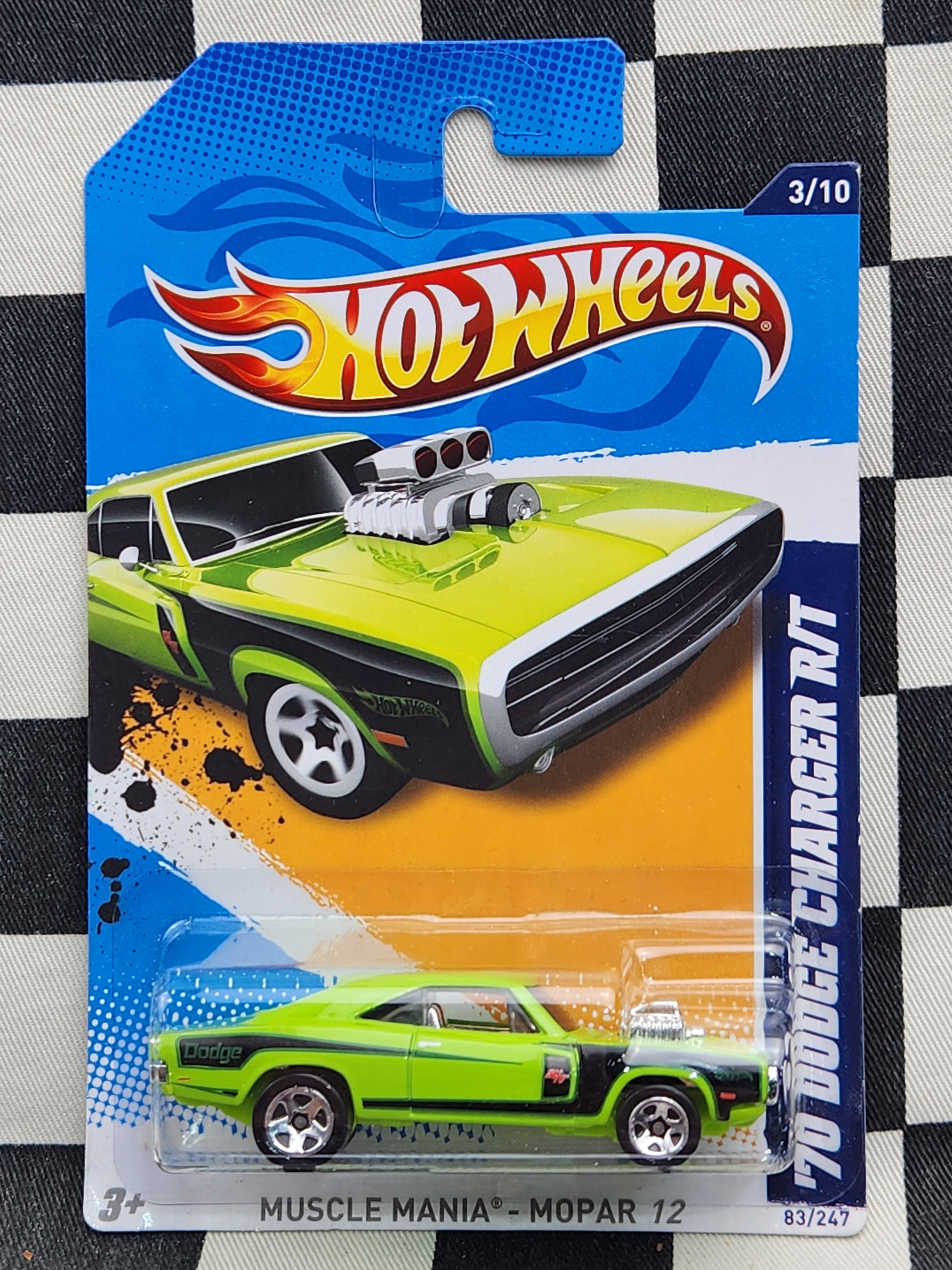 Hot Wheels 2012 Muscle Mania Dodge Charger R/T