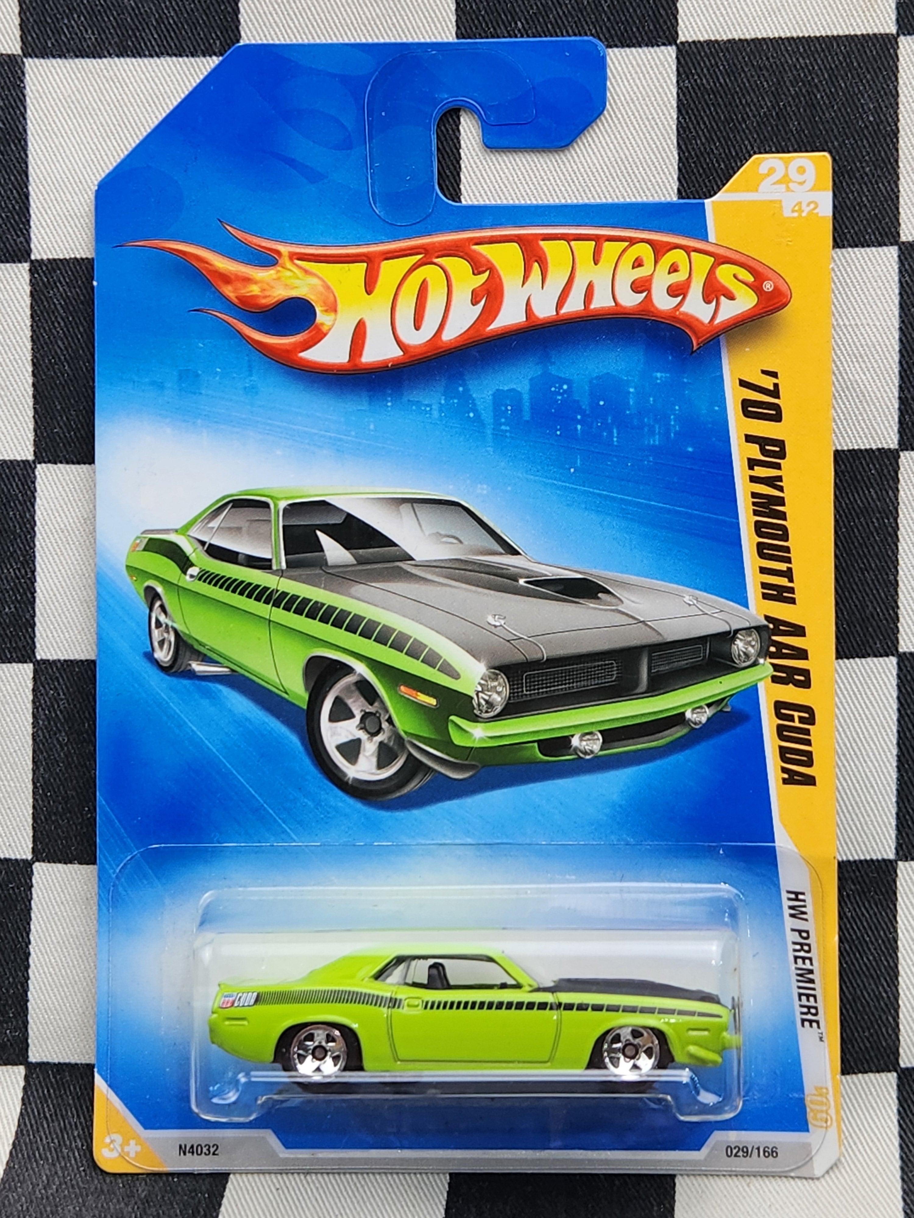 Hot Wheels 2009 First Edition 70 Plymouth AAR Cuda Green