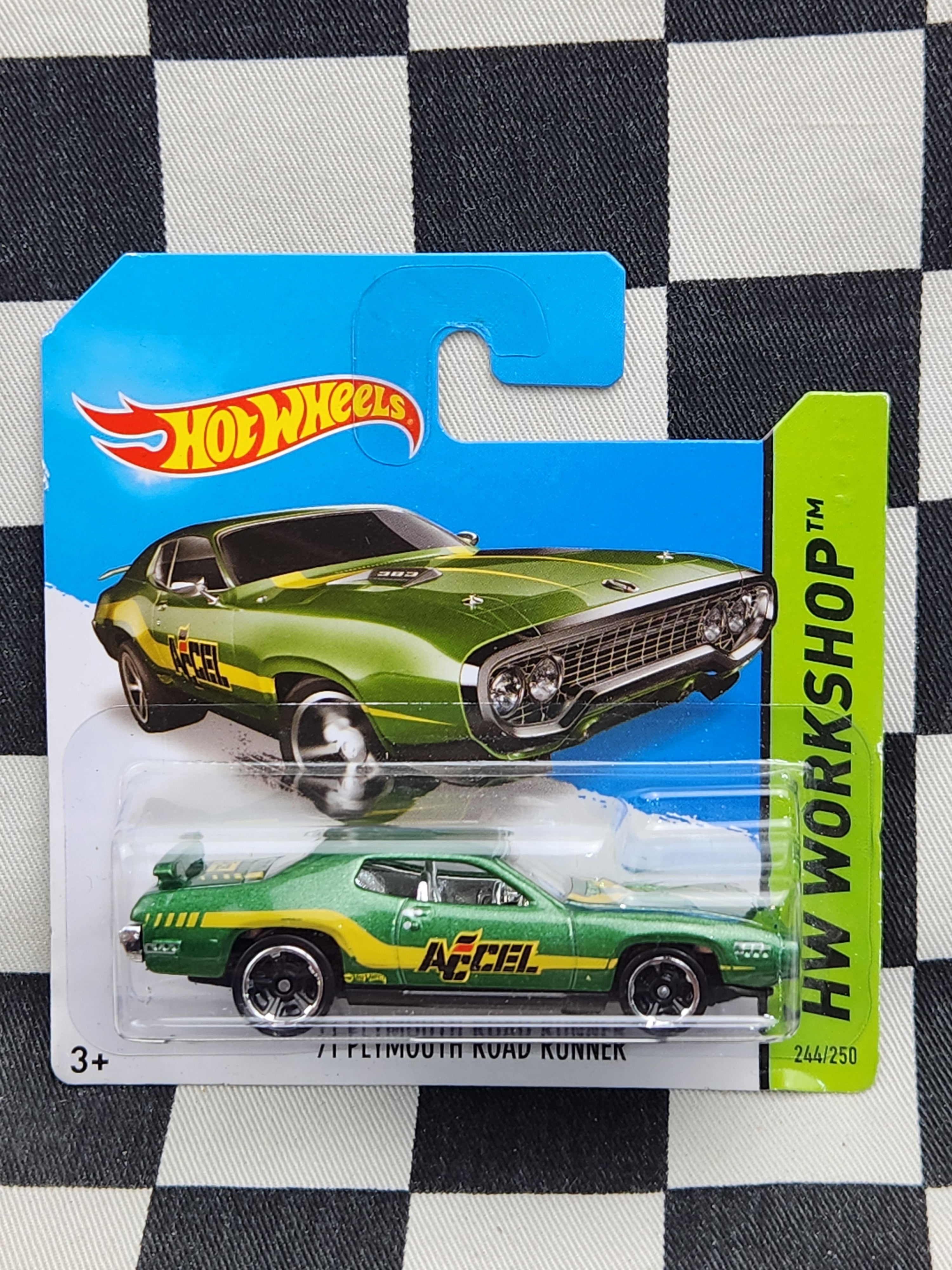 Hot Wheels 2014 Workshop 71 Plymouth Road Runner SC