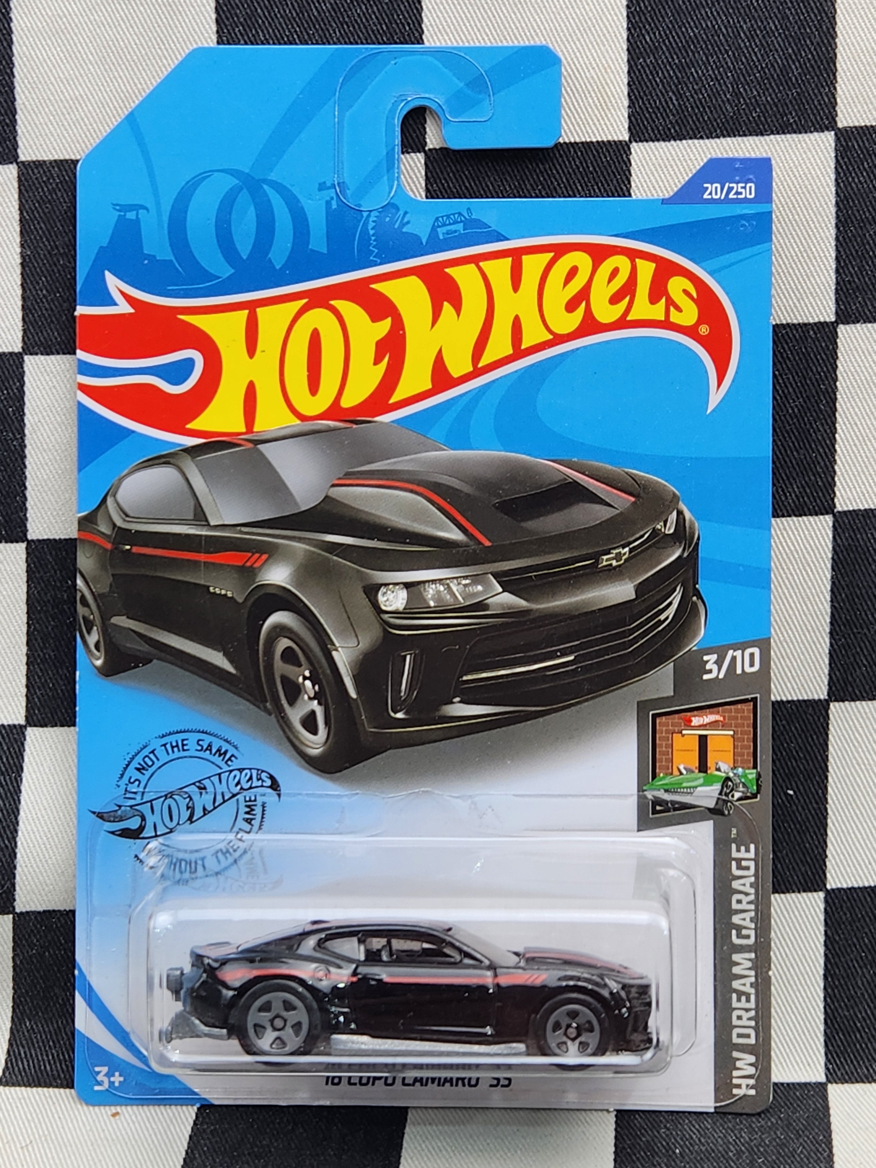 Hot Wheels 2021 Dream Garage 18 Copo Camaro SS