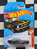Hot Wheels 2021 Muscle Mania 67 Ford Mustang Coupe