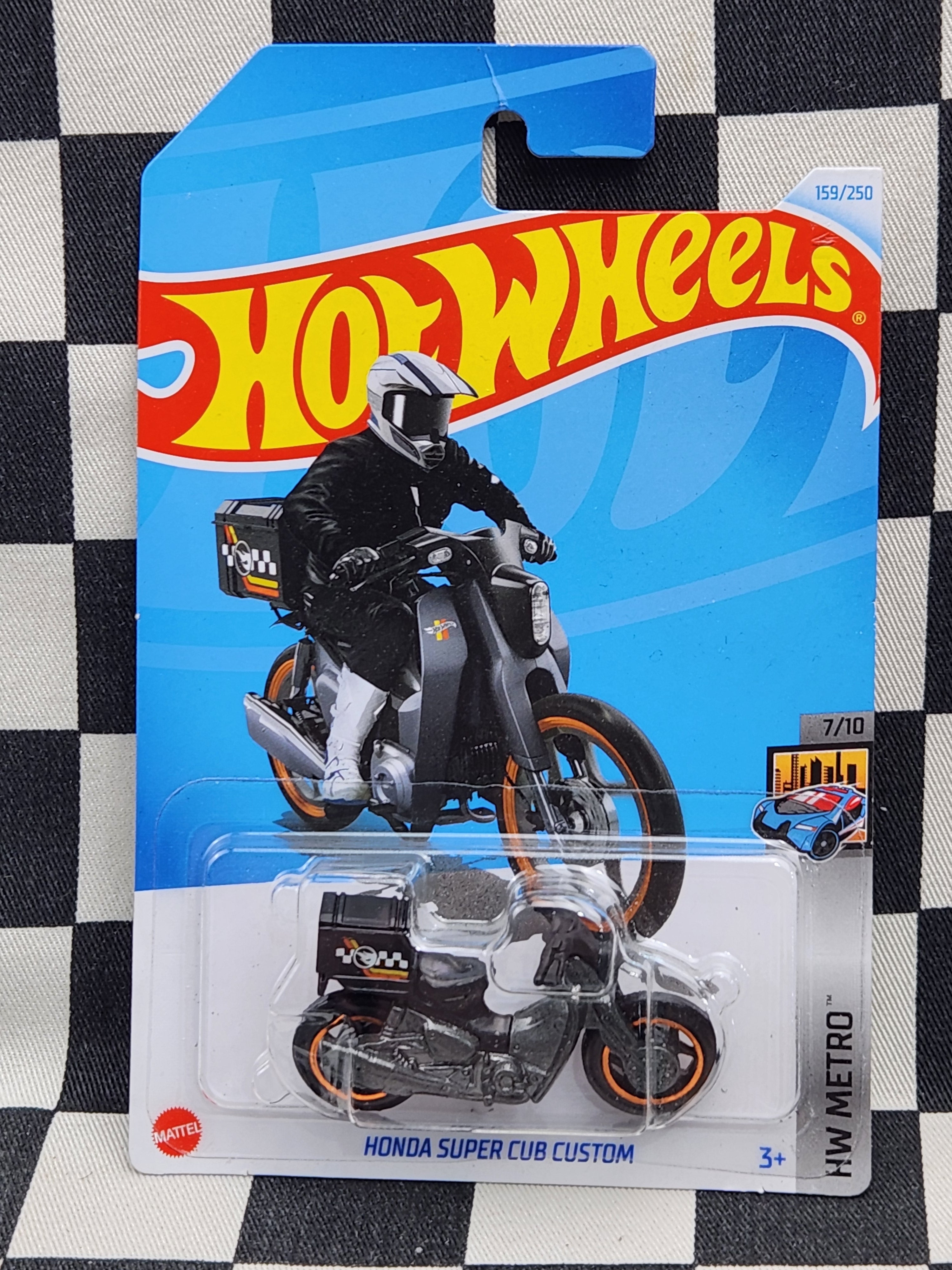 Hot Wheels 2024 Metro TREASURE HUNT Honda Super Cub Custom