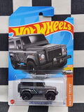 Hot Wheels 2023 Hot Trucks Land Rover Defender 90 Grey