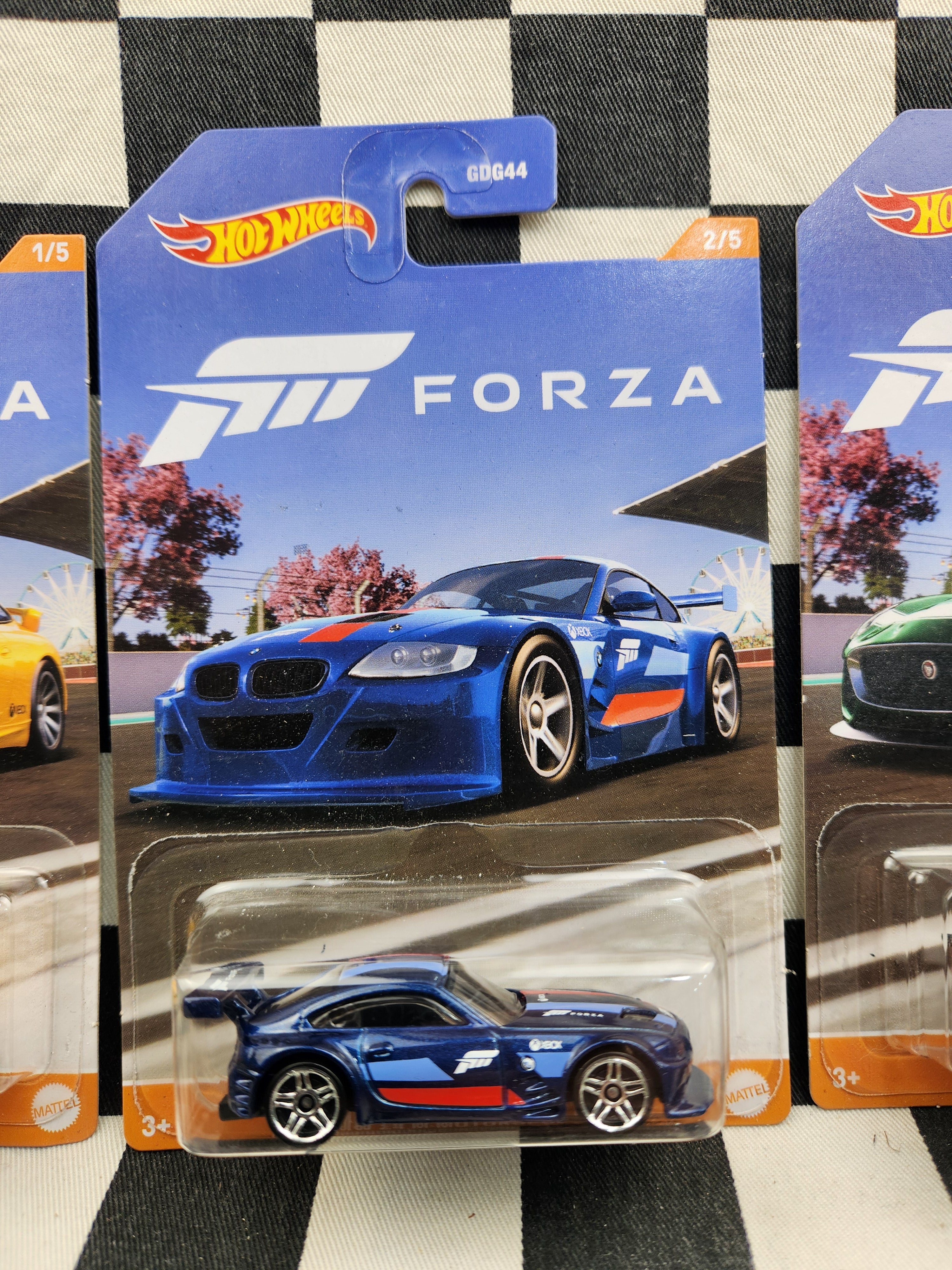 Hot Wheels Forza Set of 5 Cars Porsche 911 GT3 BMW Z4 Bugatti Alfa Romeo Jaguar F Type