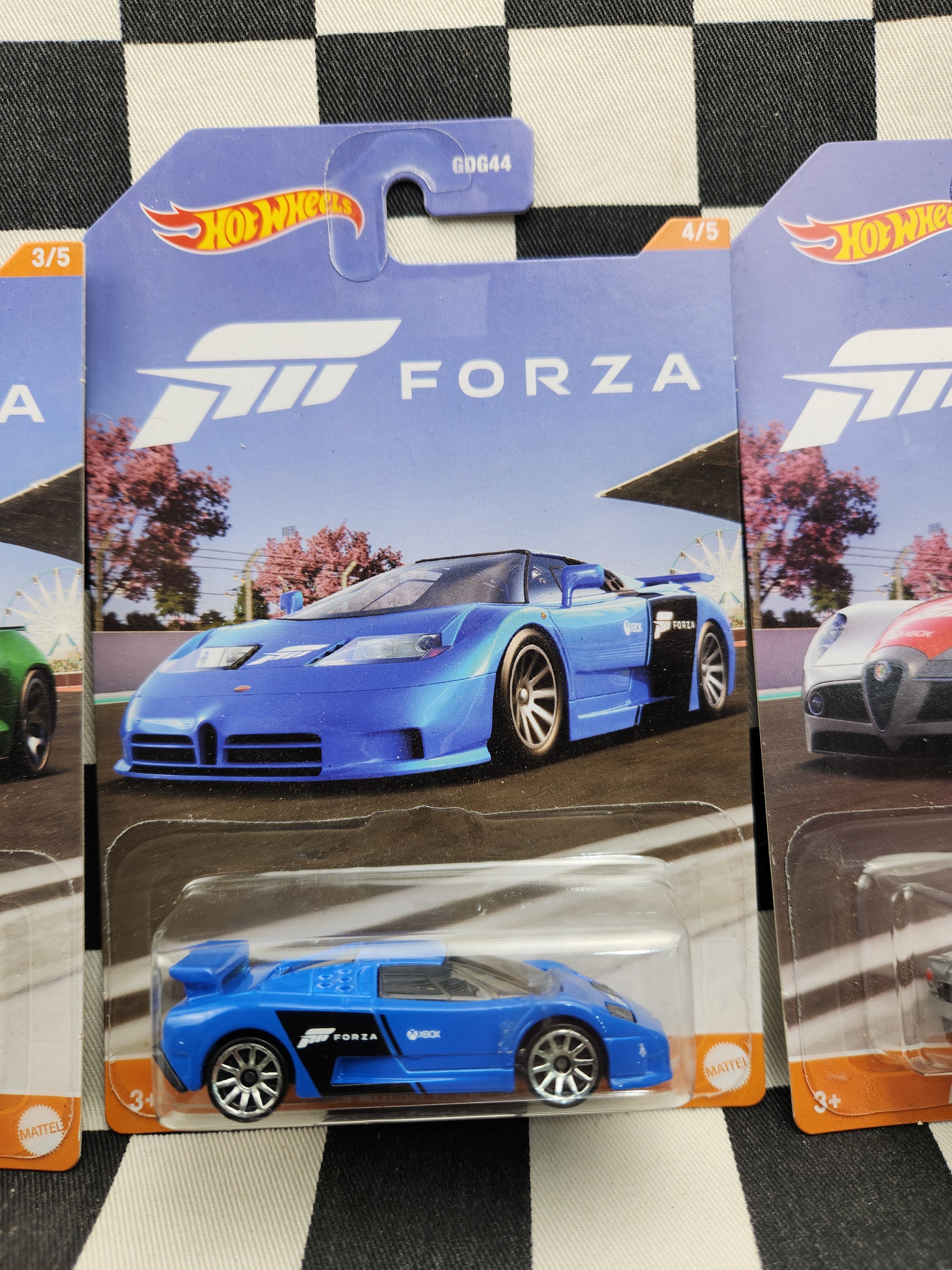 Hot Wheels Forza Set of 5 Cars Porsche 911 GT3 BMW Z4 Bugatti Alfa Romeo Jaguar F Type