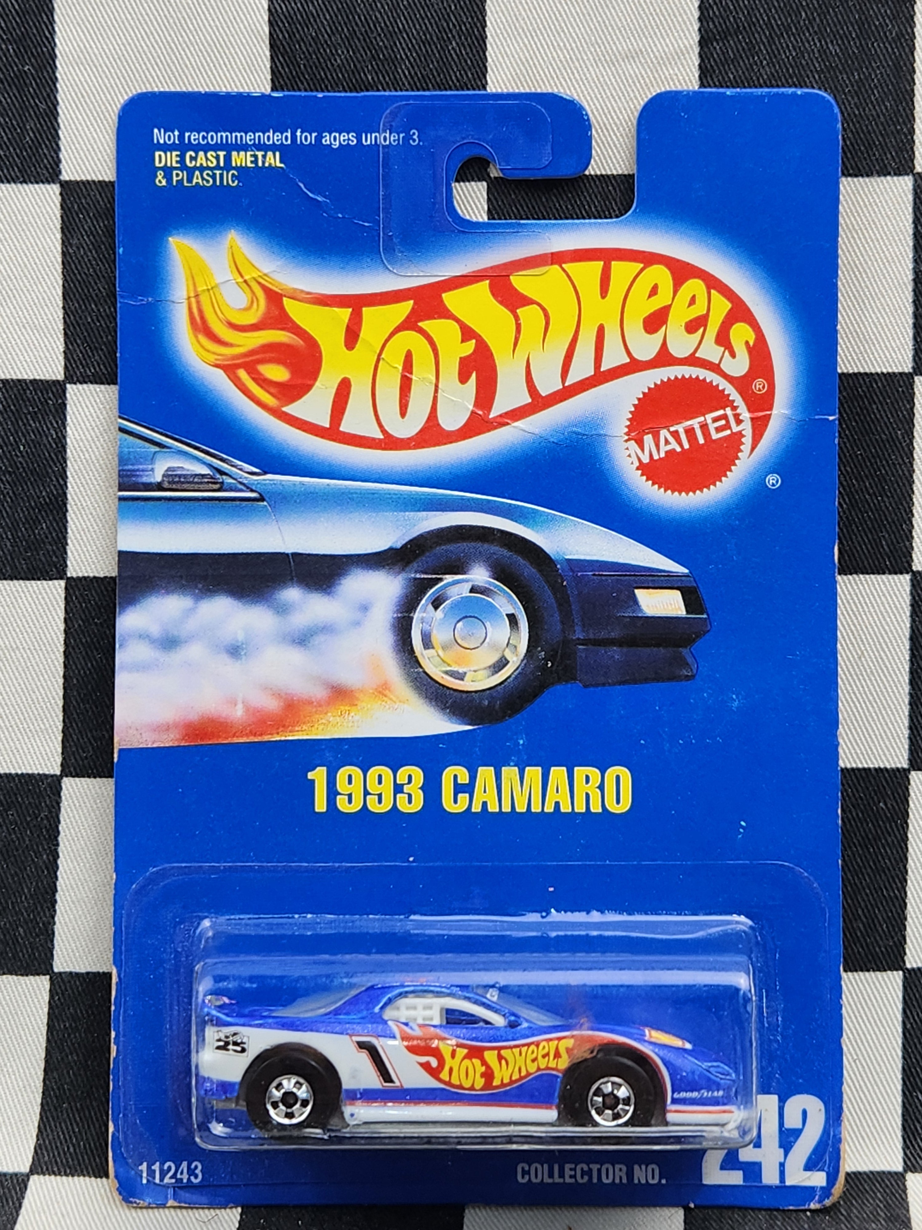 Hot Wheels  Blue Card # 242 1993 Camaro
