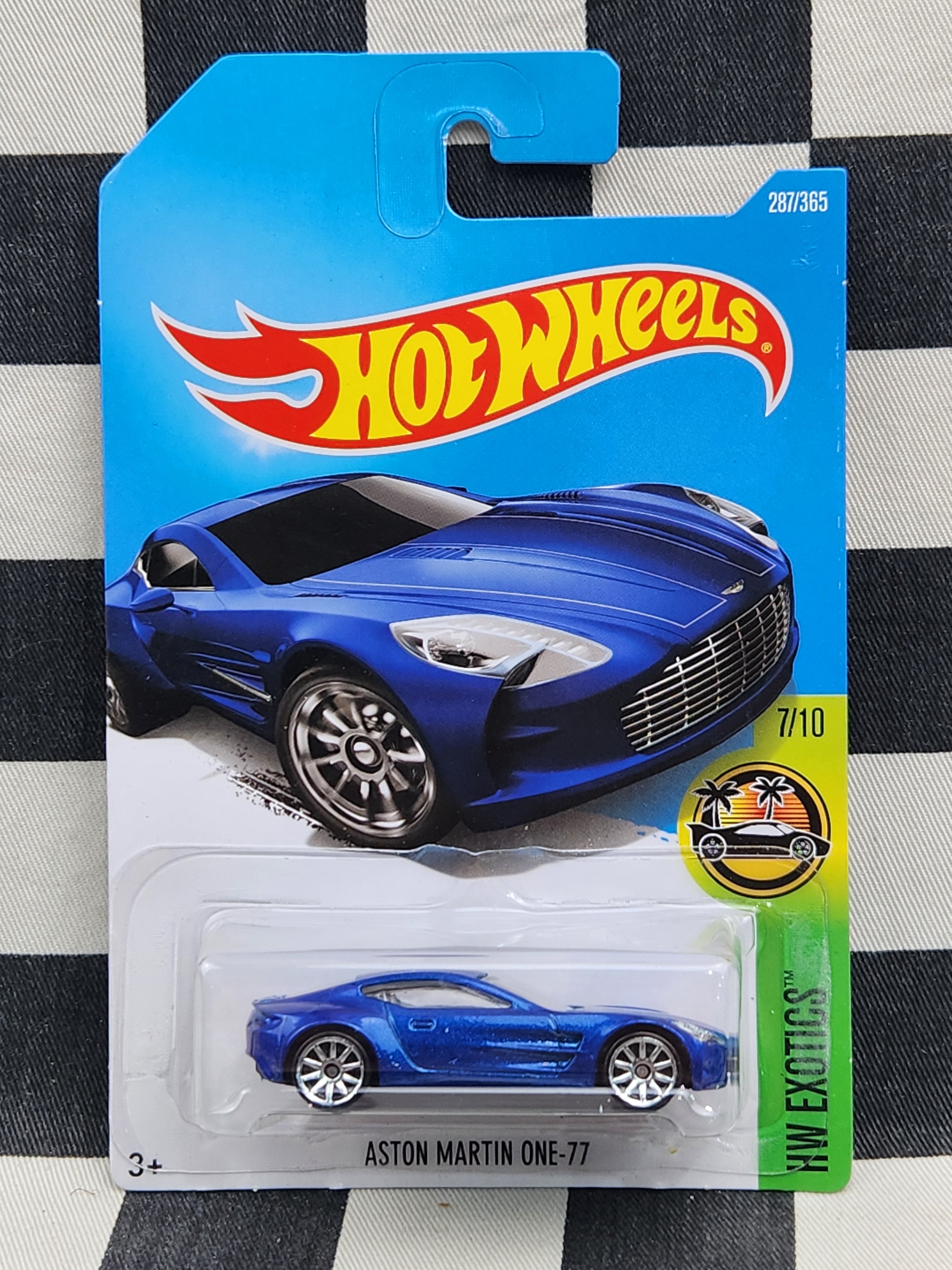 Hot Wheels 2018 Exotics Aston Martin One 77 Blue