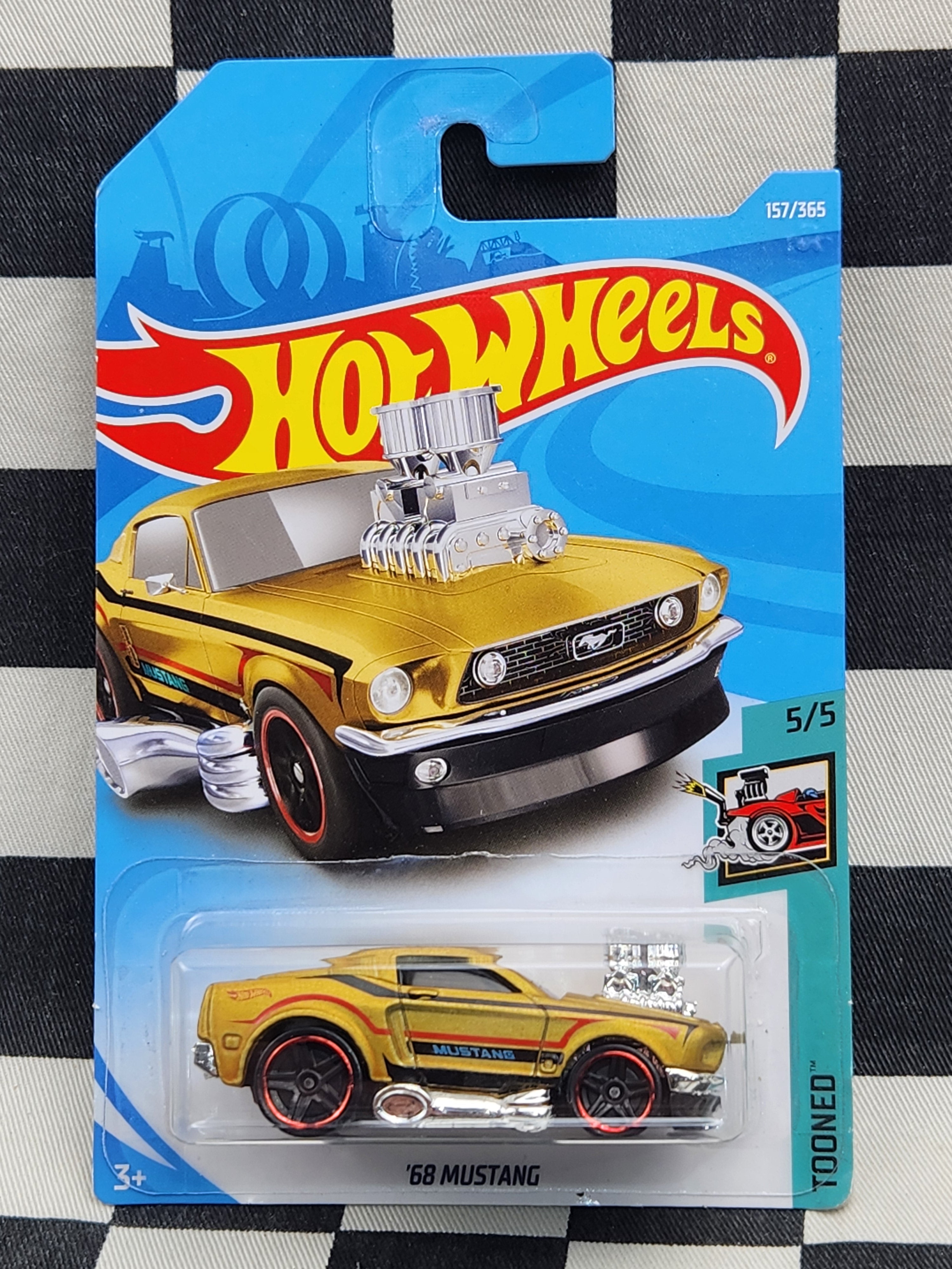 Hot Wheels 2018 Tooned 68 Mustang Gold