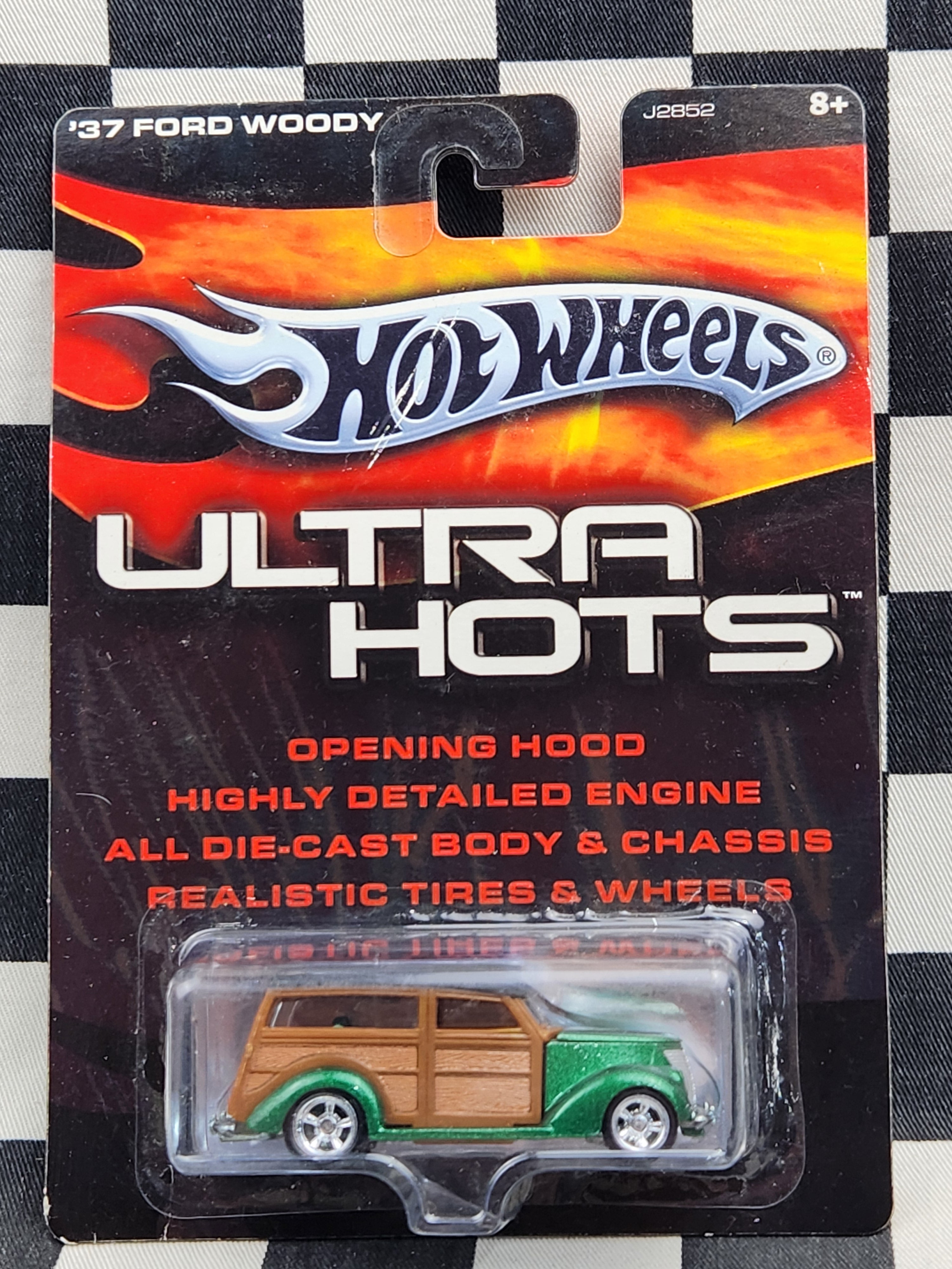 Hot Wheels Ultra Hots 2005 Premium 37 Ford Woody