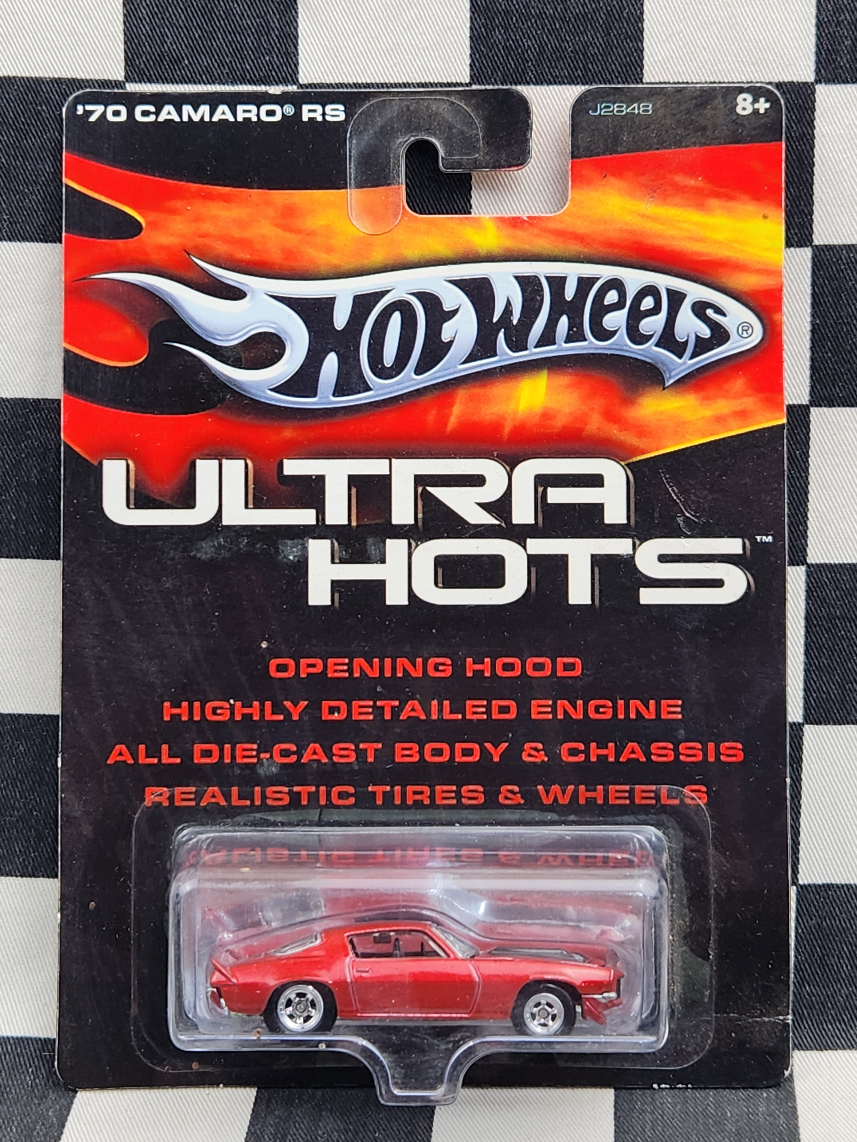 Hot Wheels Ultra Hots 2005 Premium 70 Camaro RS Red