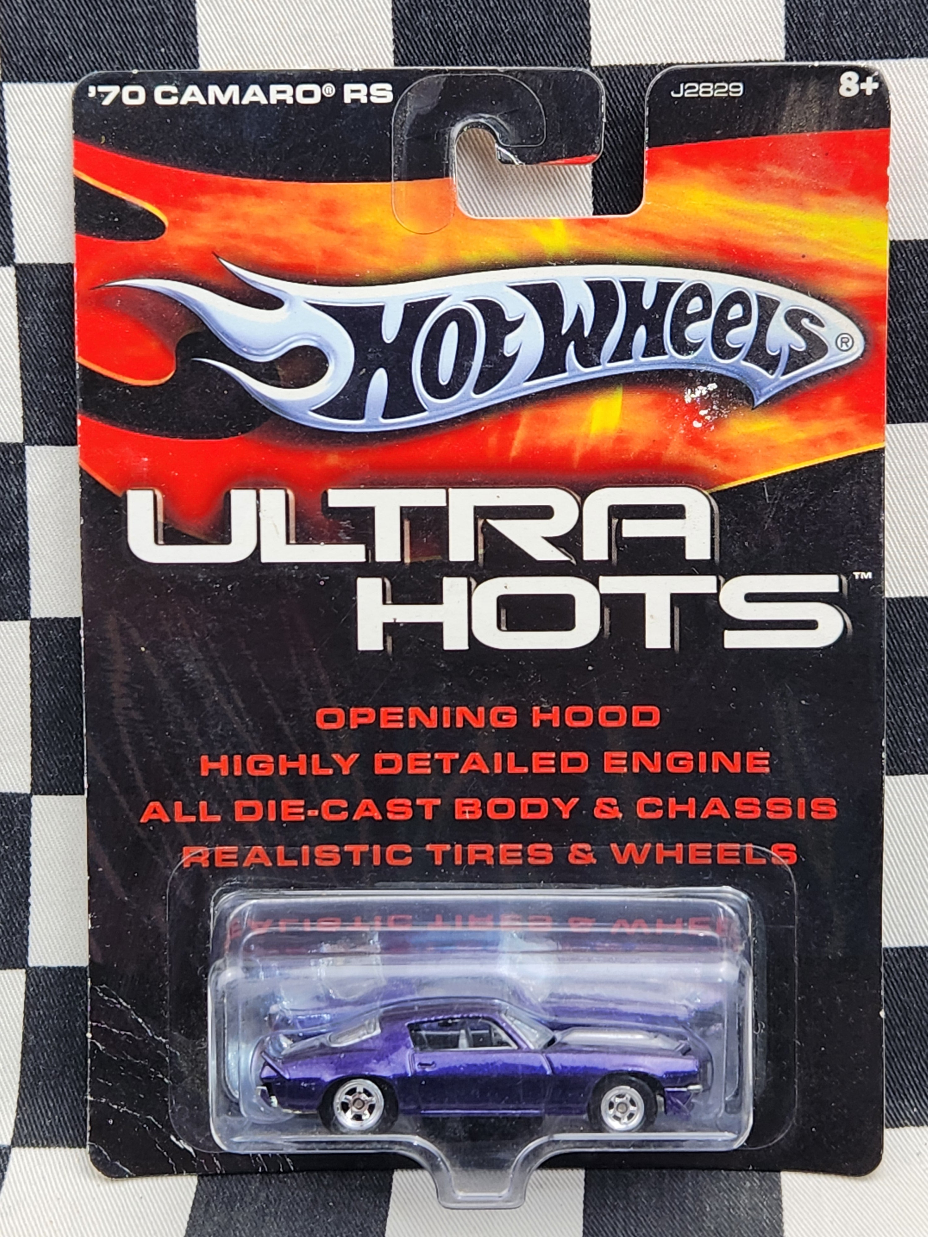 Hot Wheels Ultra Hots 2005 Premium 70 Camaro RS Purple