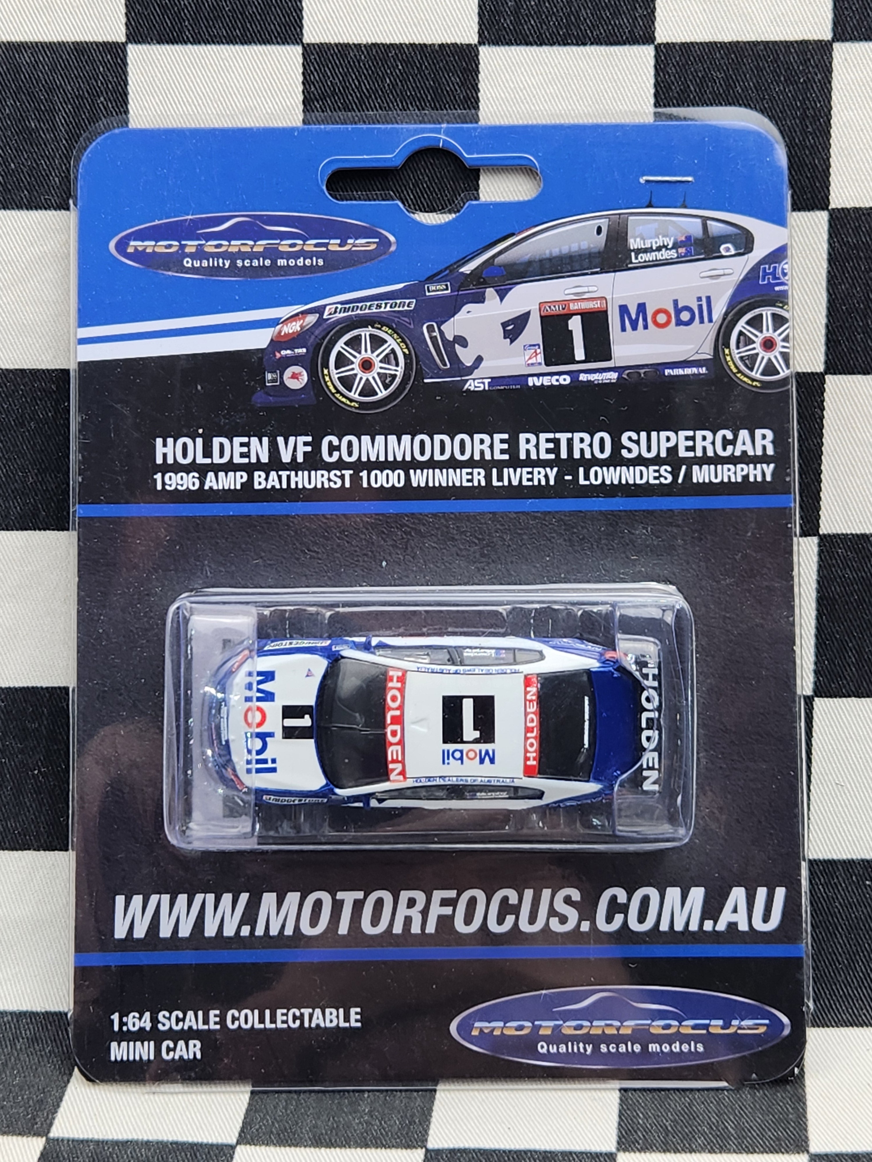 1:64 Holden VF Commodore Retro Supercar Lowndes/Murphy 1996 Bathurst Winner Livery