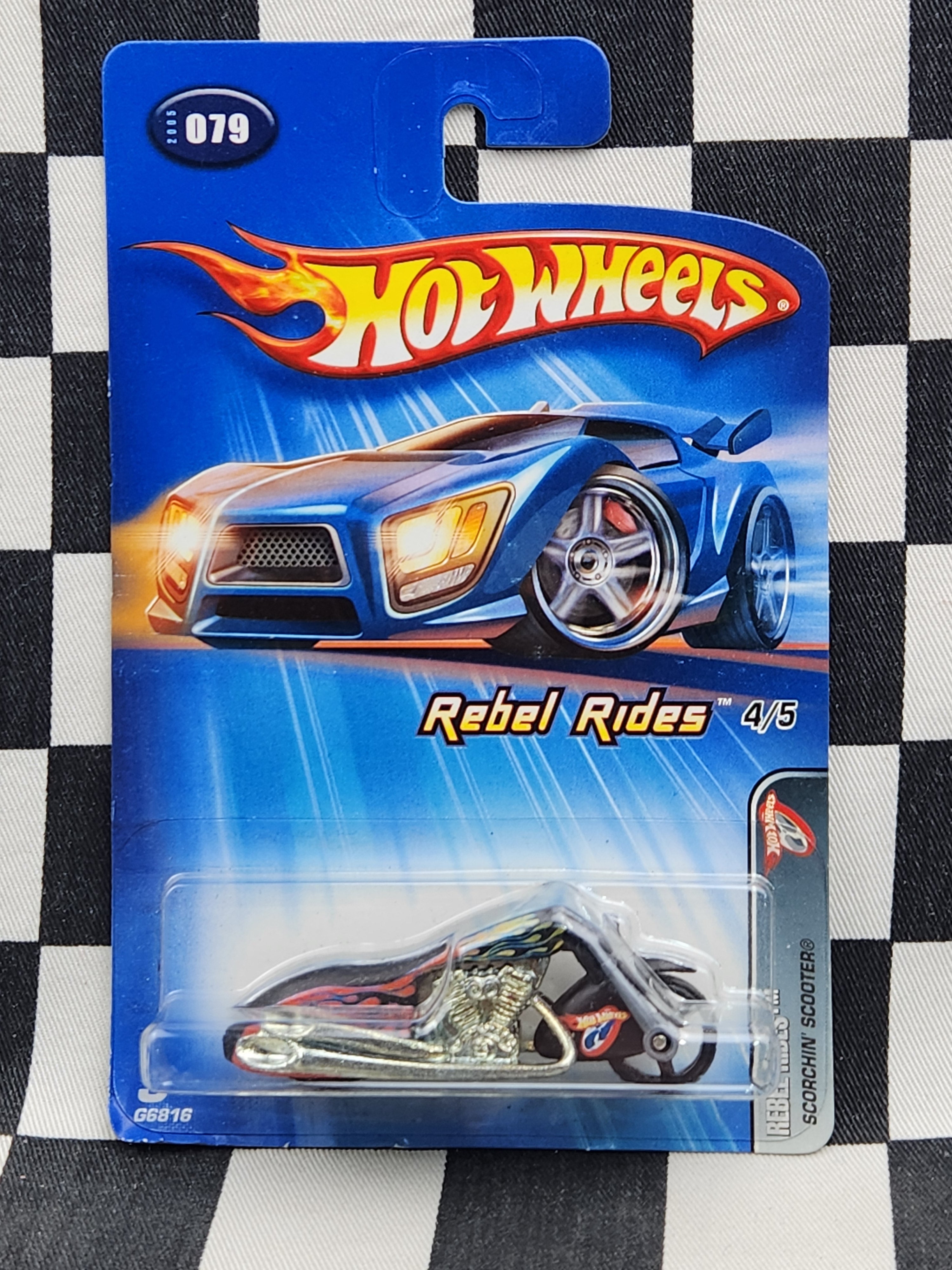 Hot Wheels 2005 Rebel Rides Scorchin Scooter Harley Motorcycle