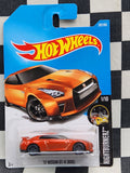 Hot Wheels 2018 Nightburnerz 17 Nissan GT-R R35