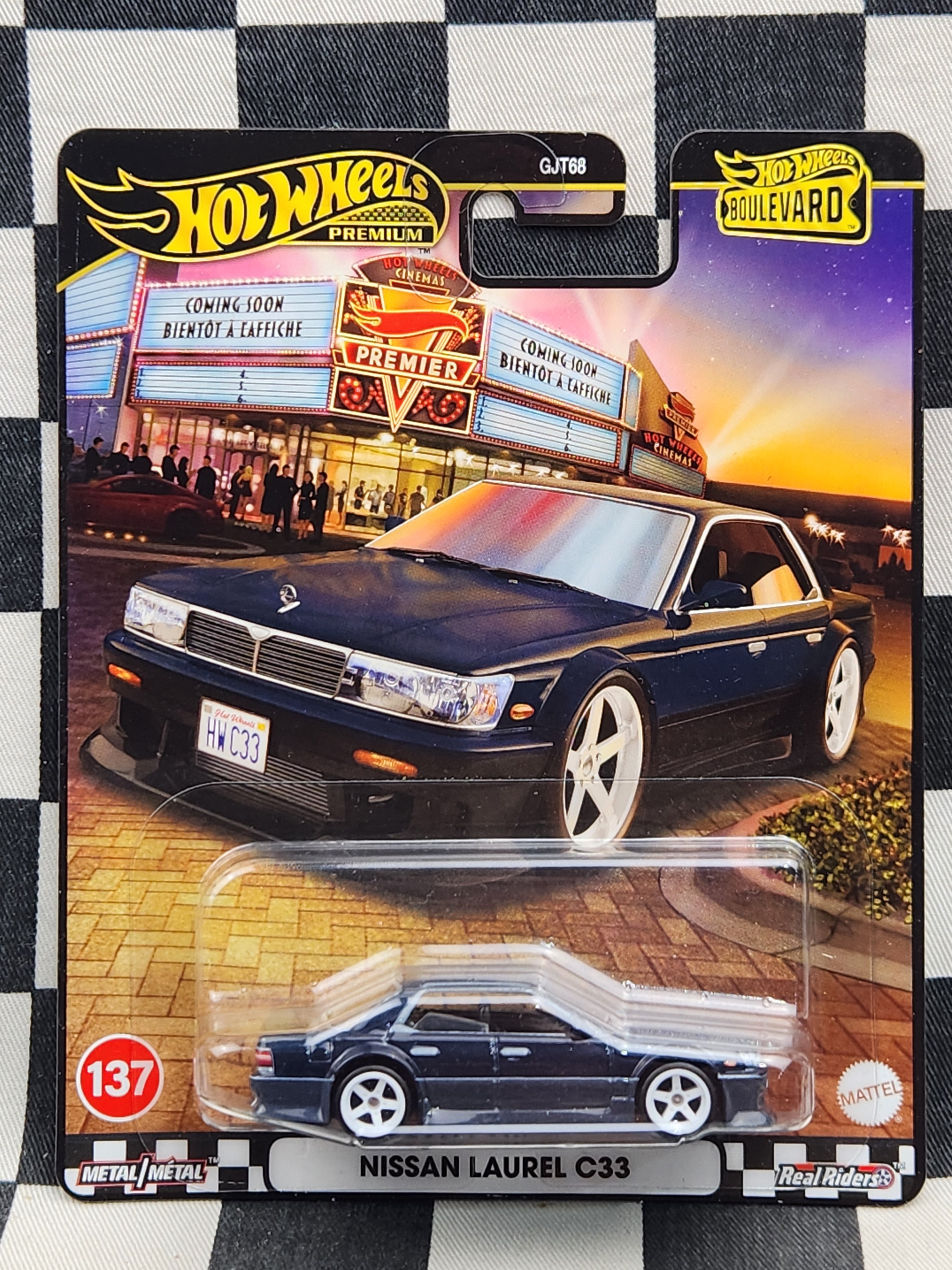 Hot Wheels Boulevard #137 Nissan Laurel C33
