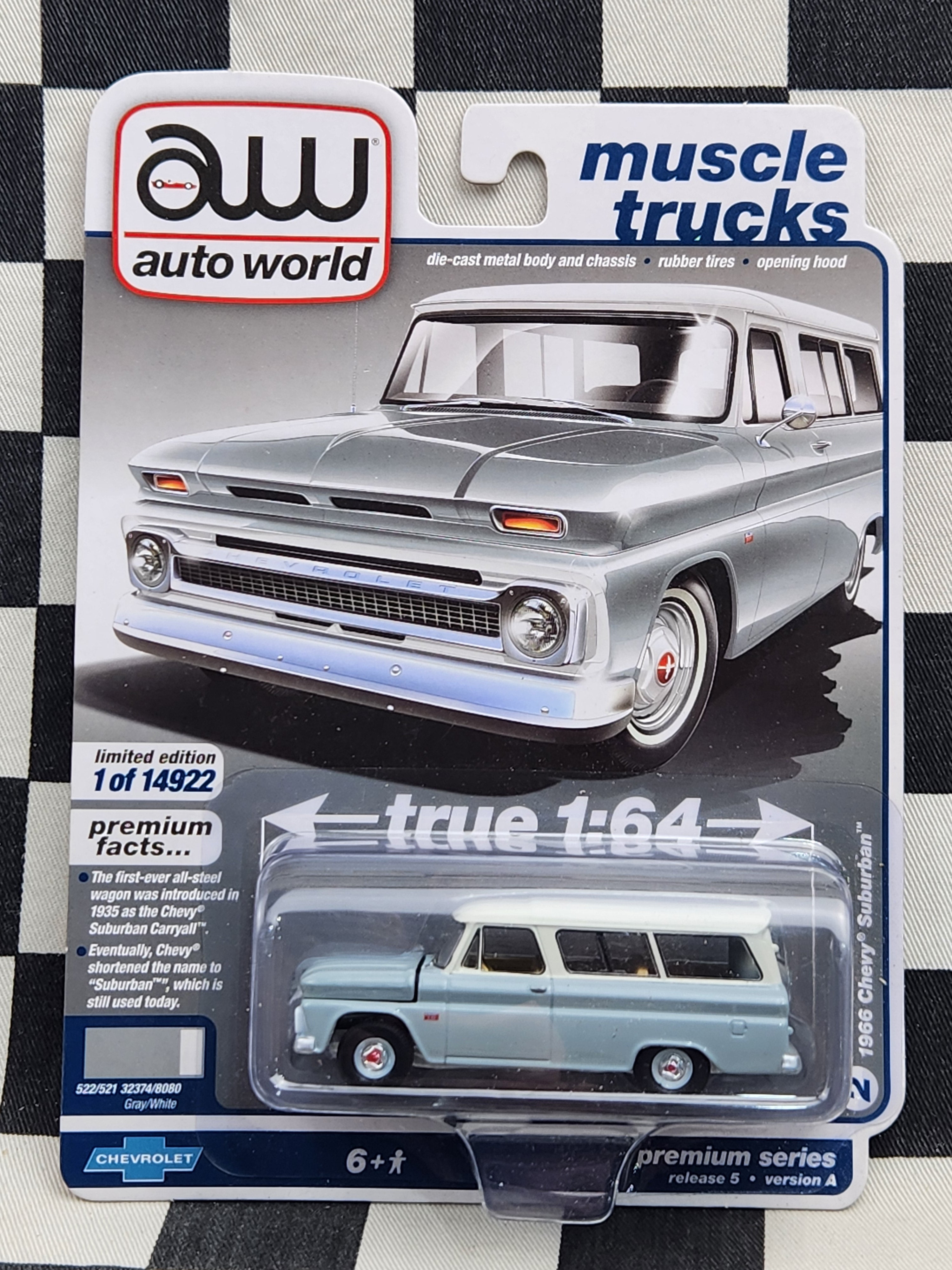 Auto World Muscle Trucks 1966 Chevy Suburban Grey/White