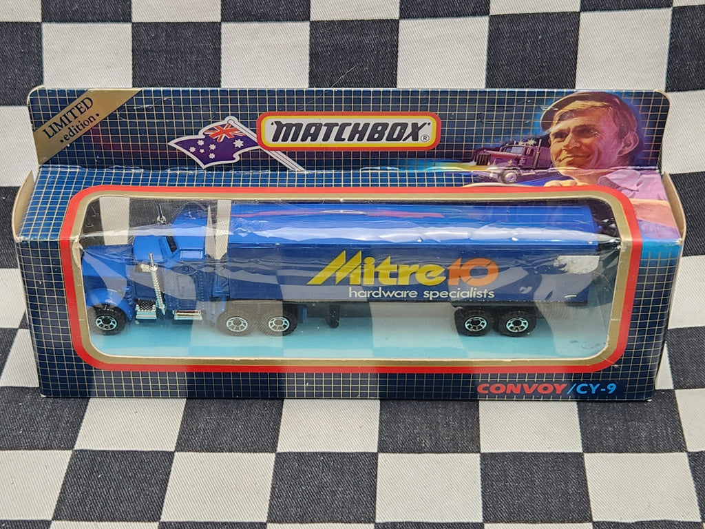 Matchbox Convoy CY9 Mitre 10 Kenworth Container Truck