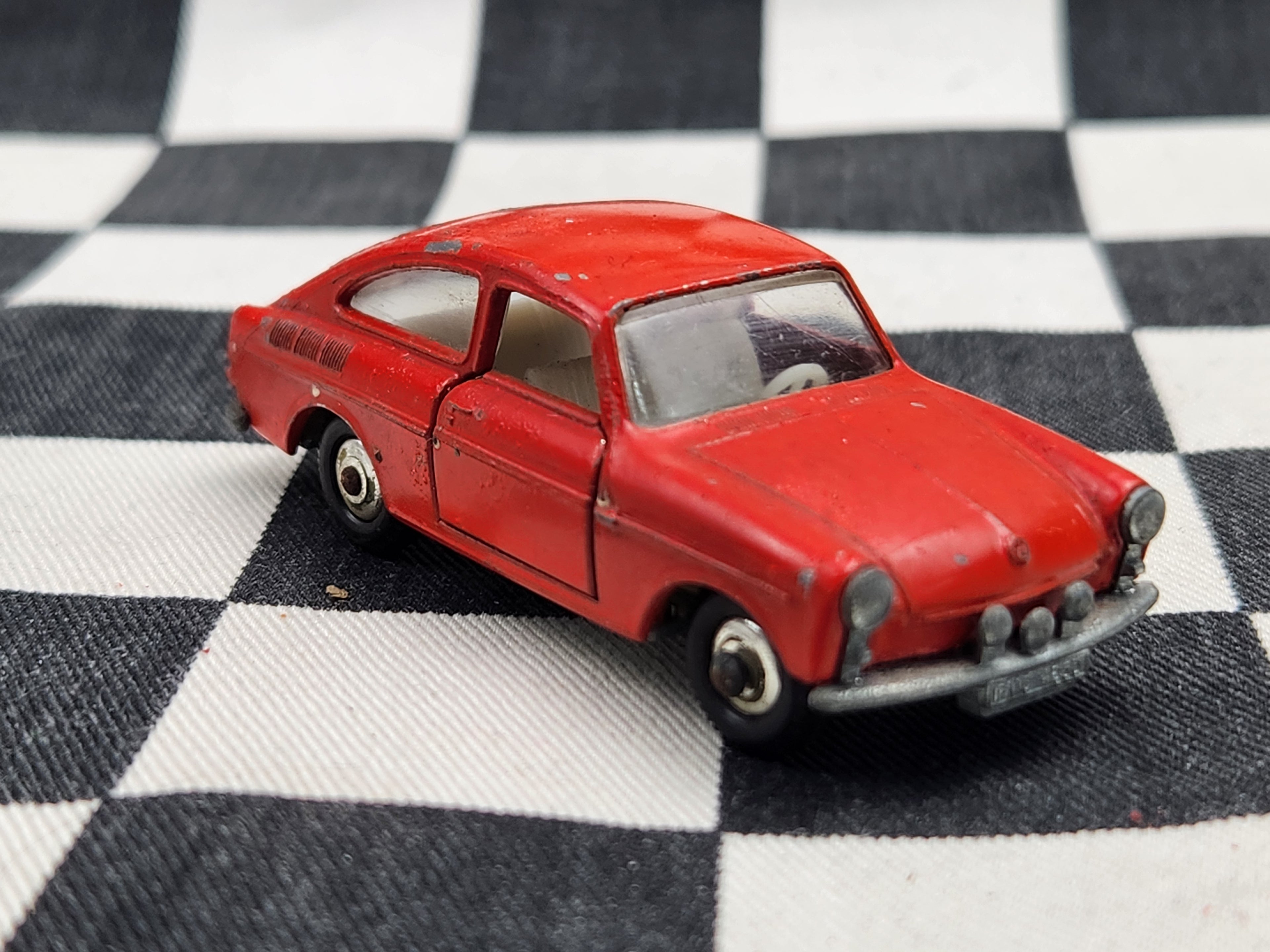 Vintage Loose Matchbox Lesney Volkswagen 1600 Fastback Red