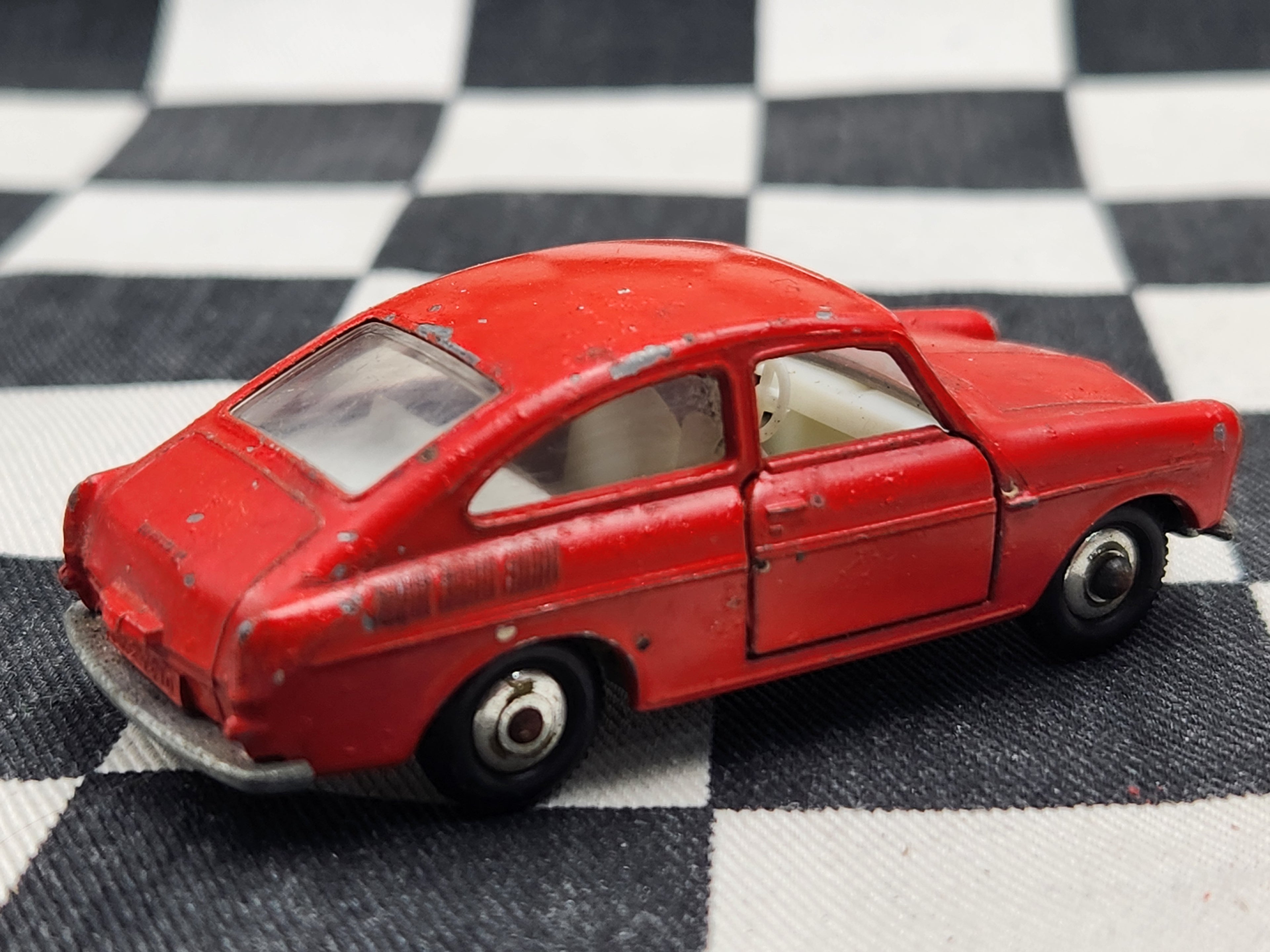Vintage Loose Matchbox Lesney Volkswagen 1600 Fastback Red