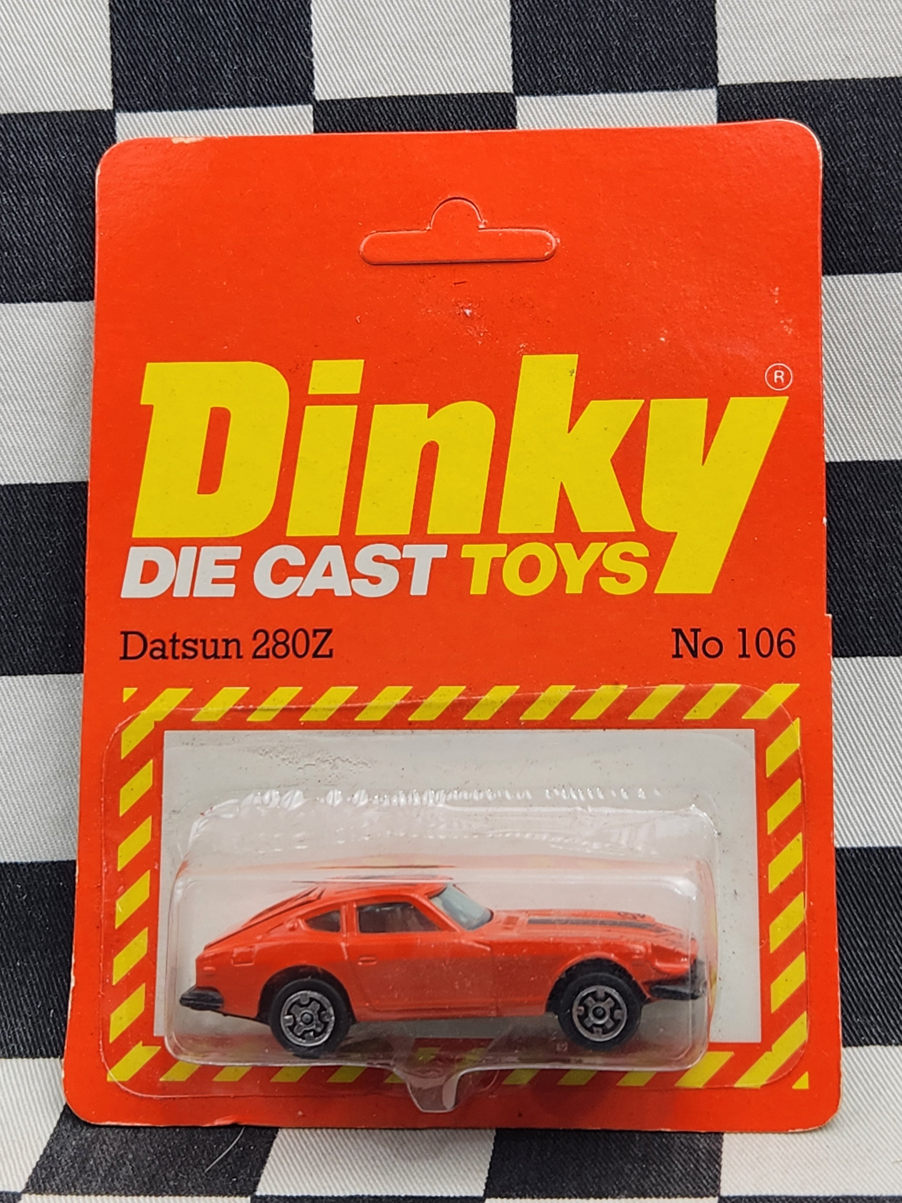 Dinky 1:64 #106 Carded Datsun 280Z Rare!