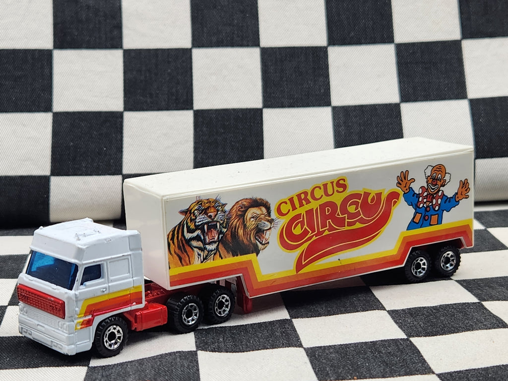 Matchbox Convoy Circus Circus Set DAF Semi Trailer Land Rover Caravan Lion Truck