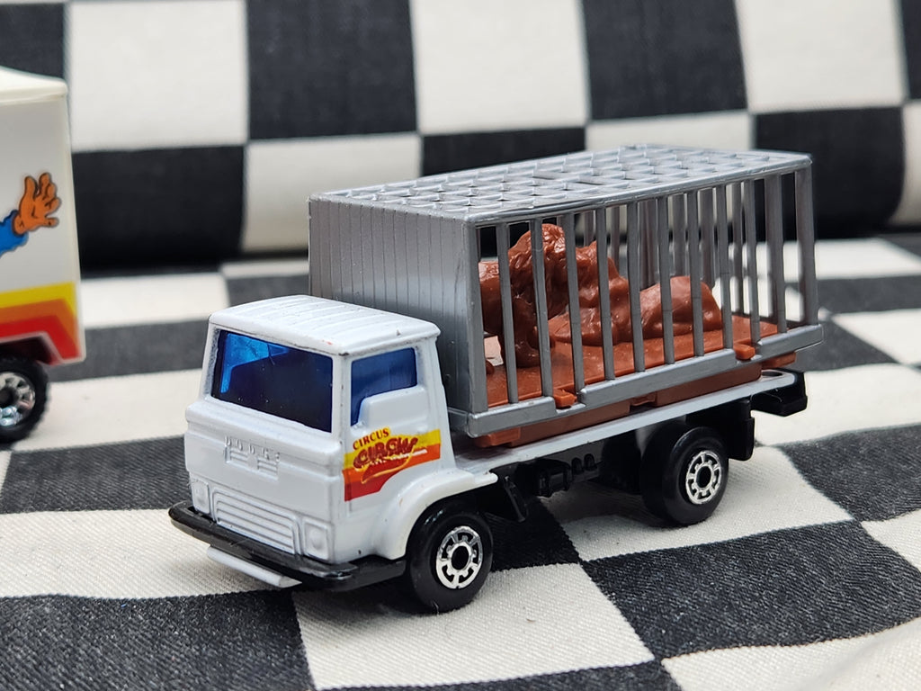 Matchbox Convoy Circus Circus Set DAF Semi Trailer Land Rover Caravan Lion Truck