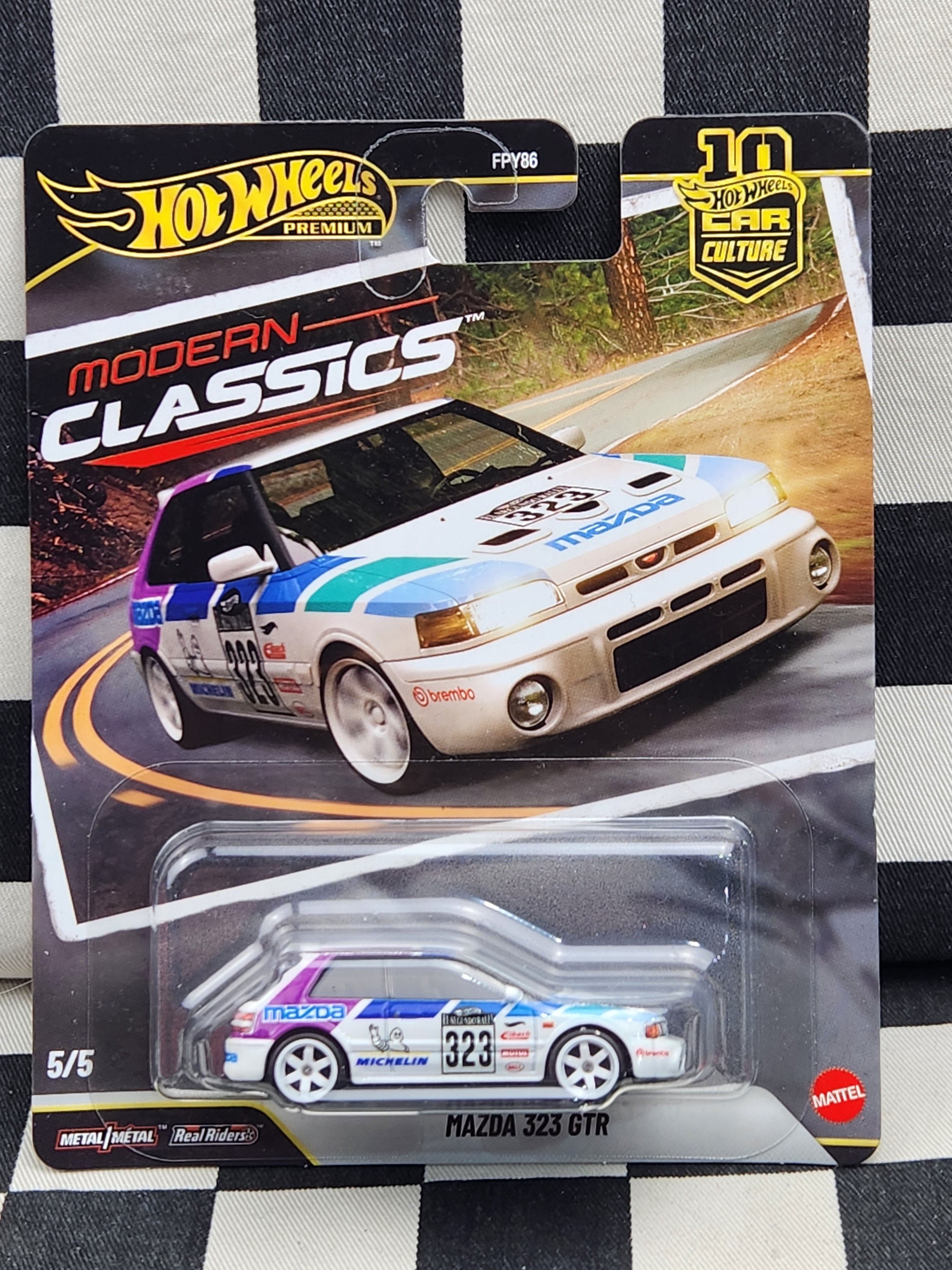 Hot Wheels Premium Modern Classics Mazda 323 GTR
