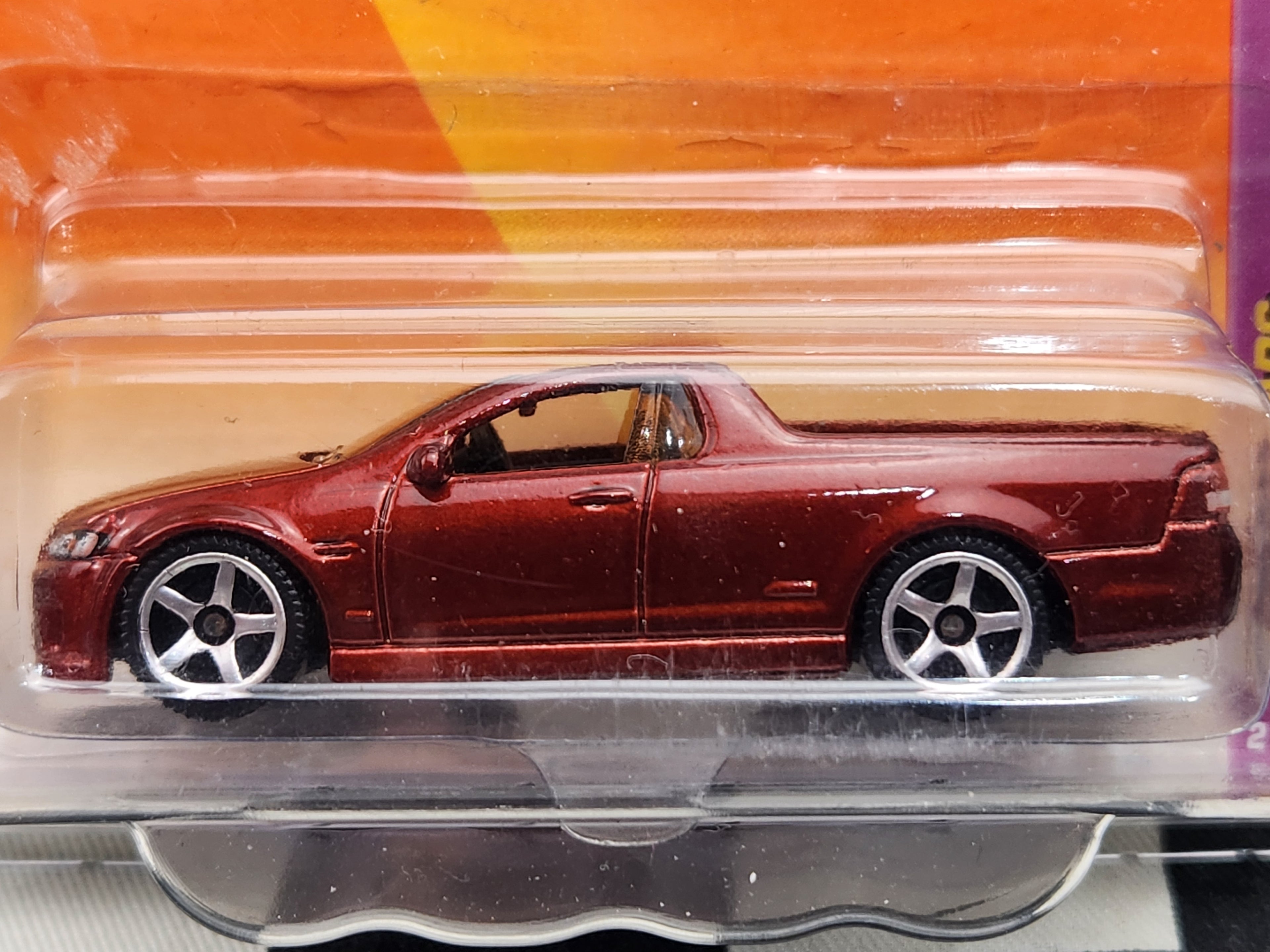Matchbox CUSTOM 08 Holden VE Ute SSV HSV Red Wine /Maroon