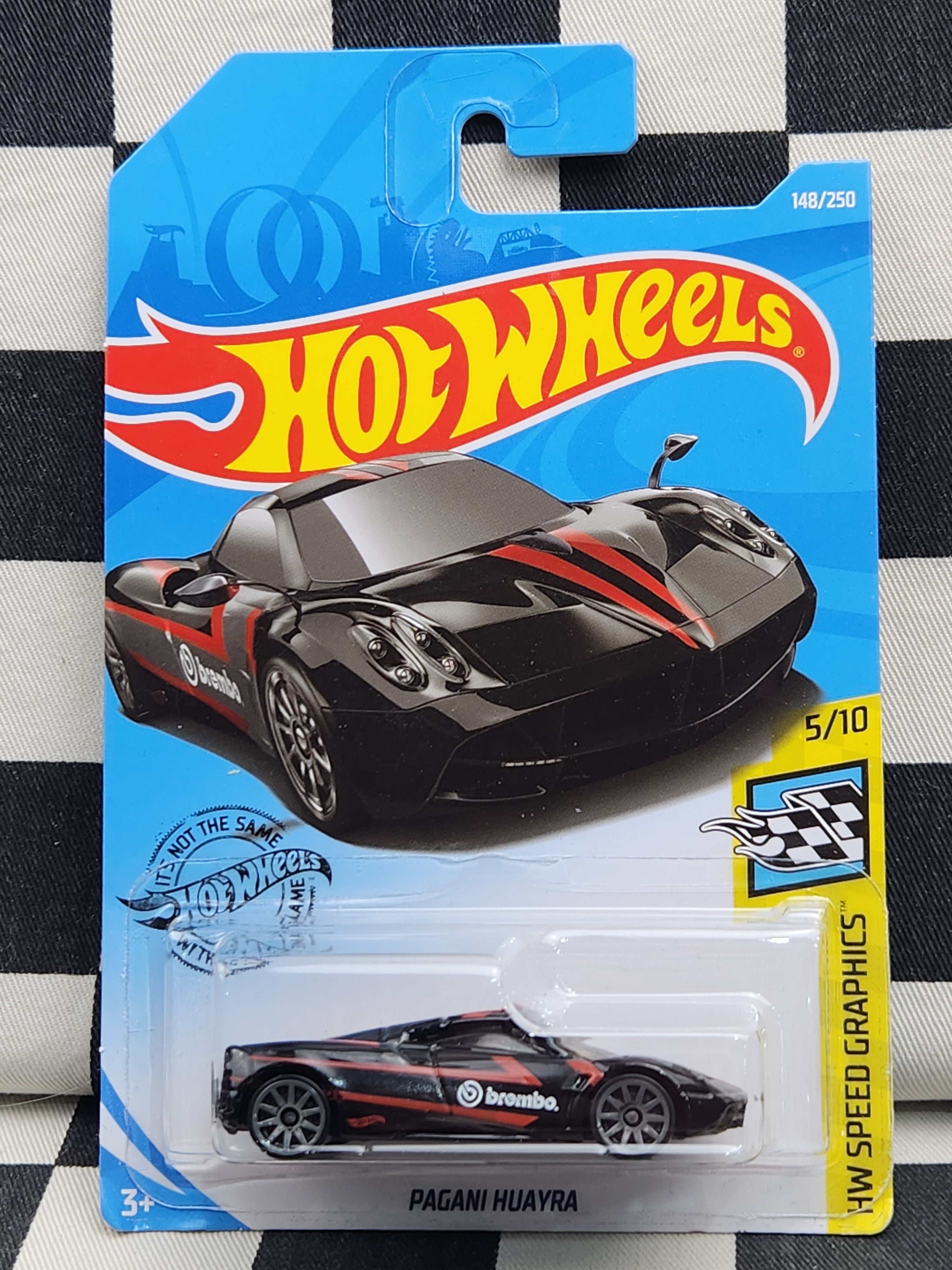 Hot Wheels 2019 Speed Graphics Brembo Pagani Huayra Black