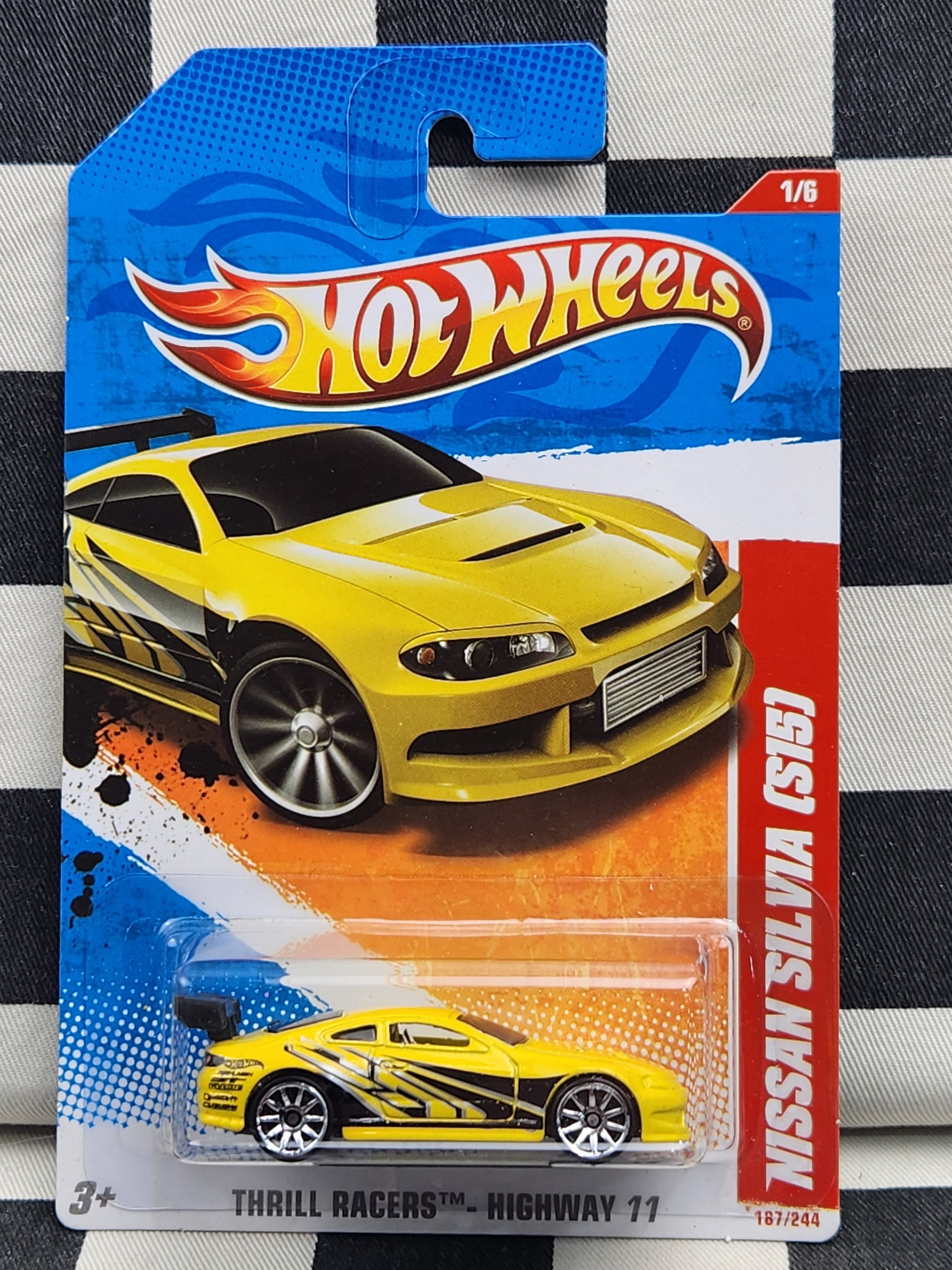 Hot Wheels 2011 Thrill Racers Highway Nissan Silvia S15 Yellow
