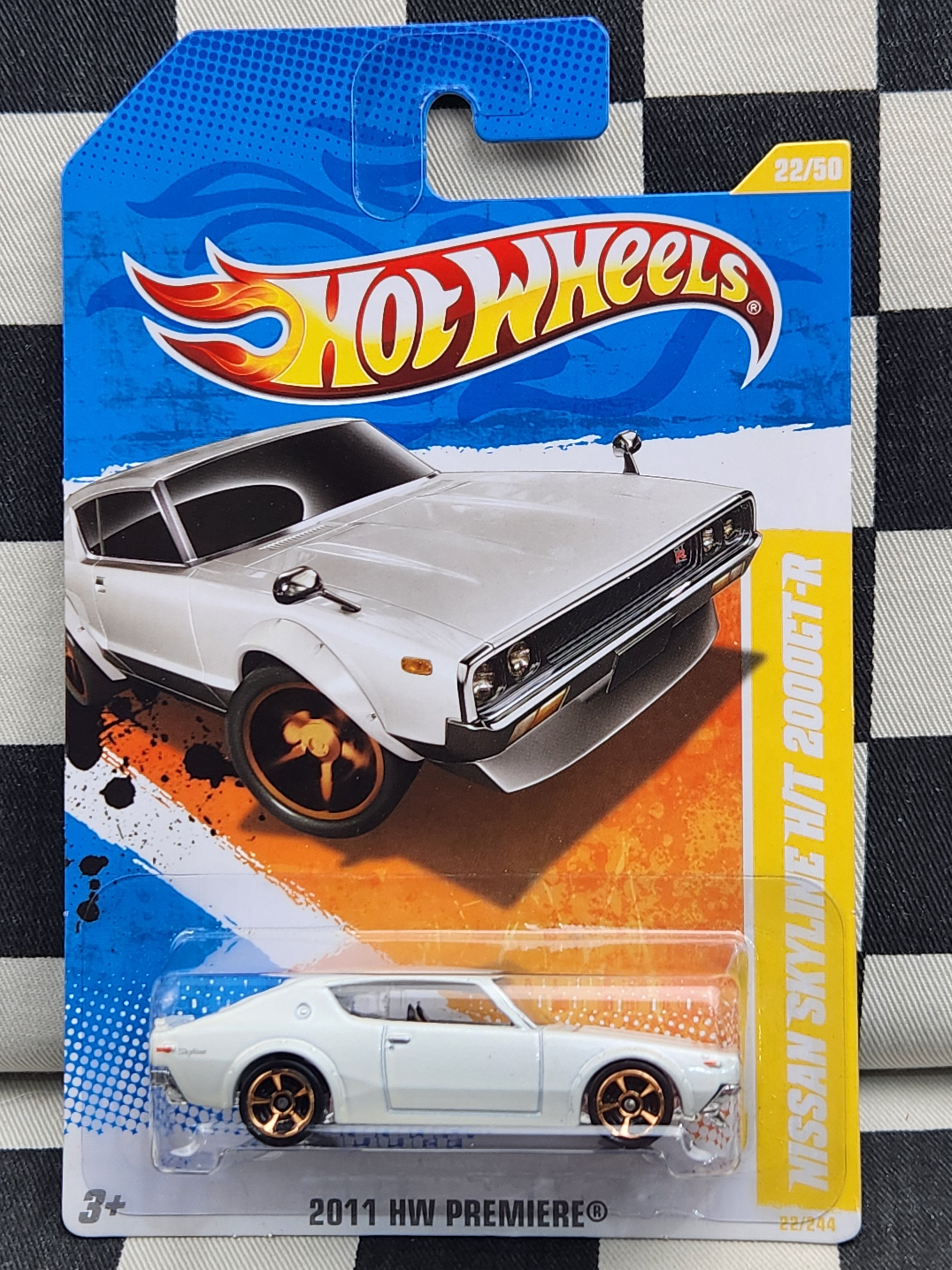 Hot Wheels 2011 First Edition Nissan Skyline H/T 2000GT-R White