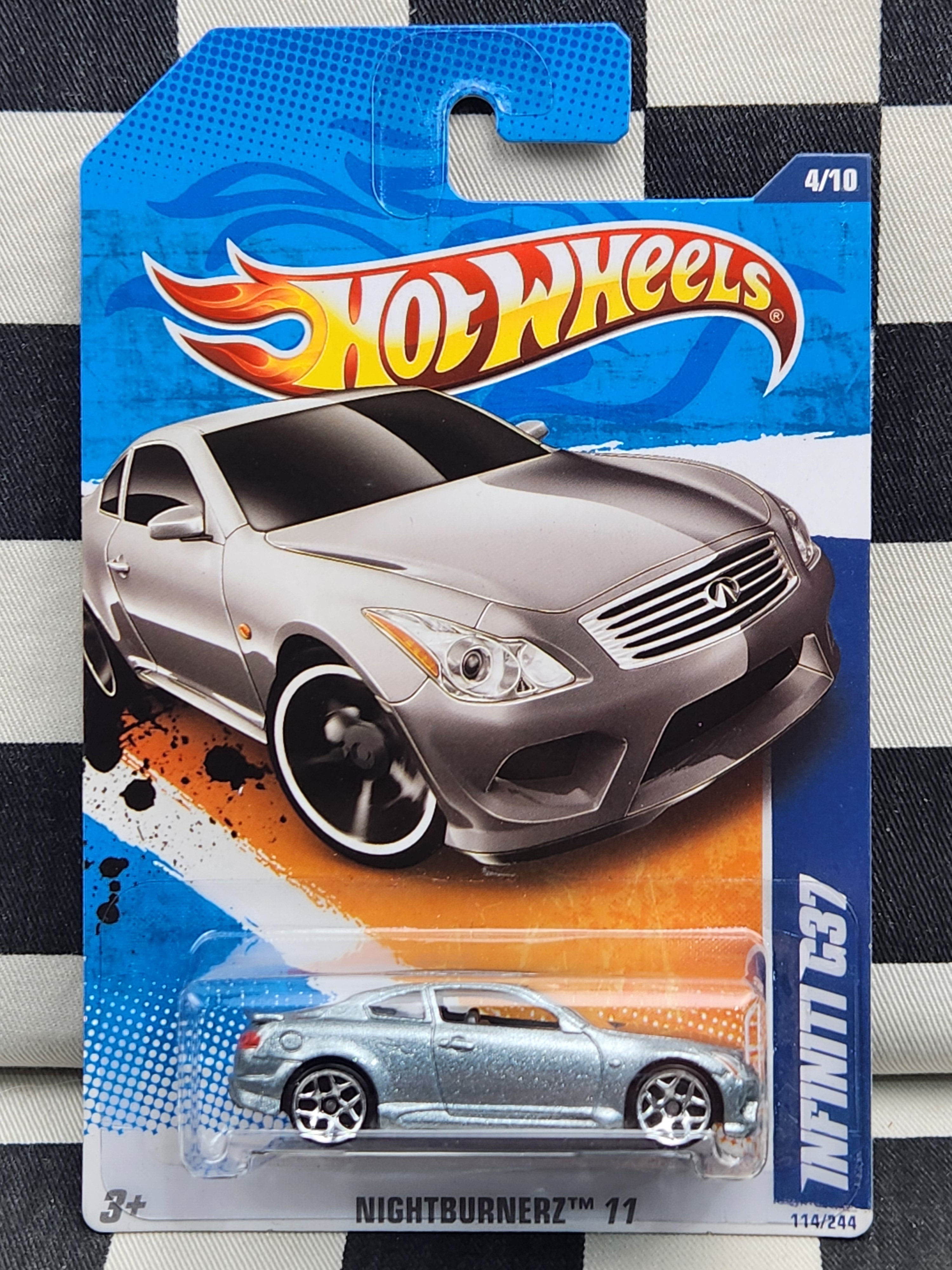 Hot Wheels 2011 Nightburnerz Infiniti G37 Silver